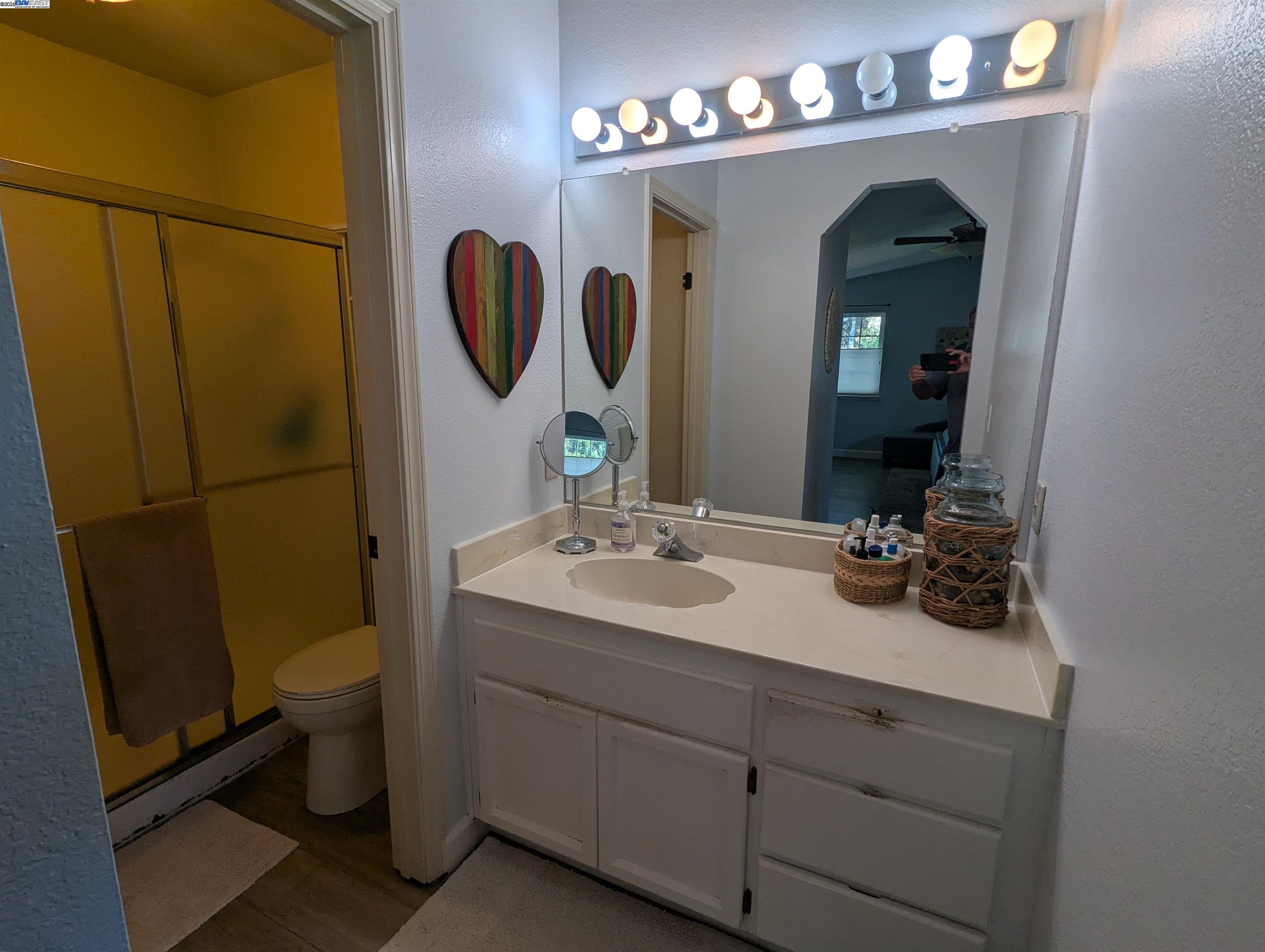 Detail Gallery Image 17 of 33 For 744 Palomino Drive, Pleasanton,  CA 94566 - 3 Beds | 2/1 Baths