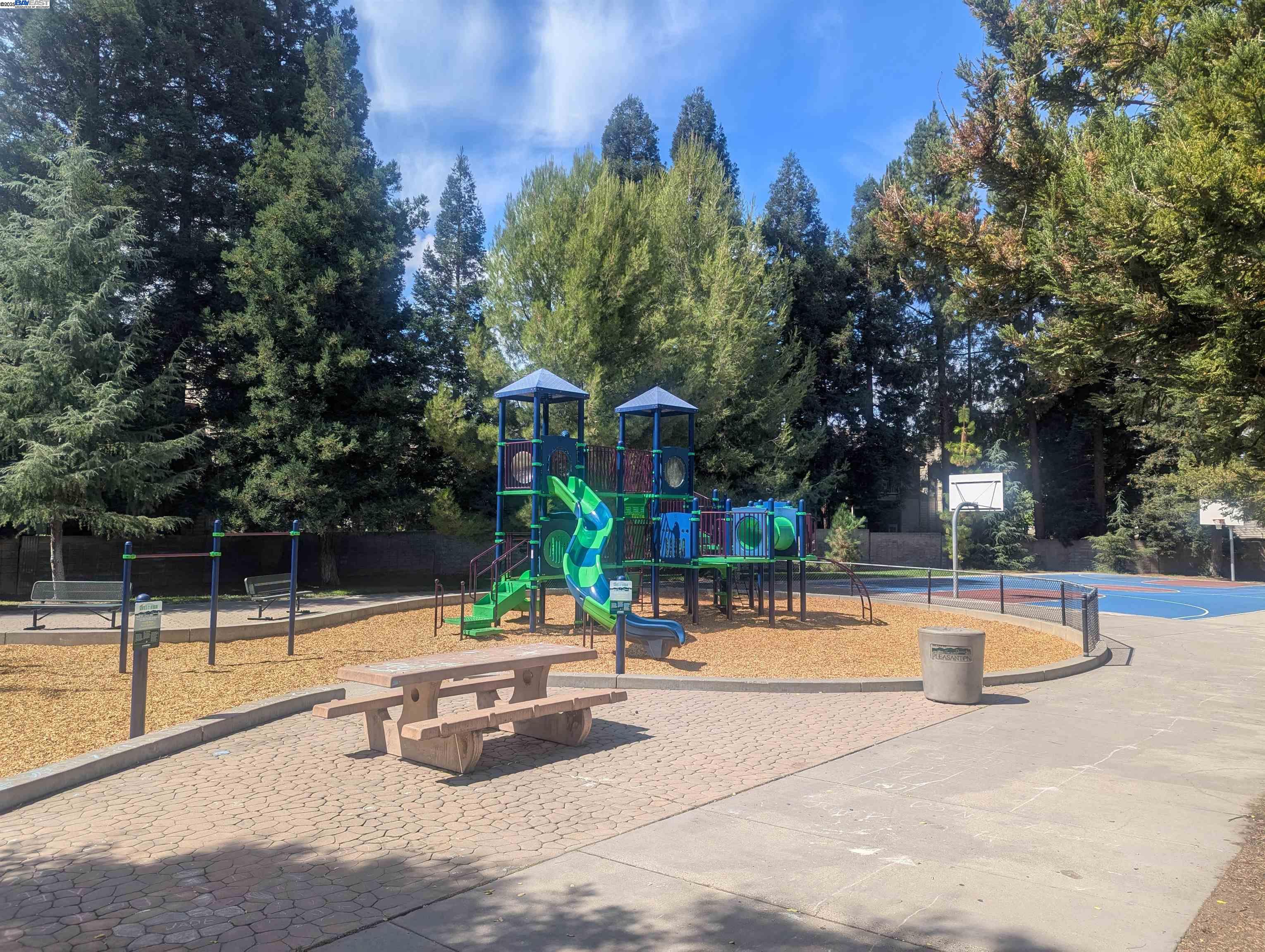 Detail Gallery Image 30 of 33 For 744 Palomino Drive, Pleasanton,  CA 94566 - 3 Beds | 2/1 Baths