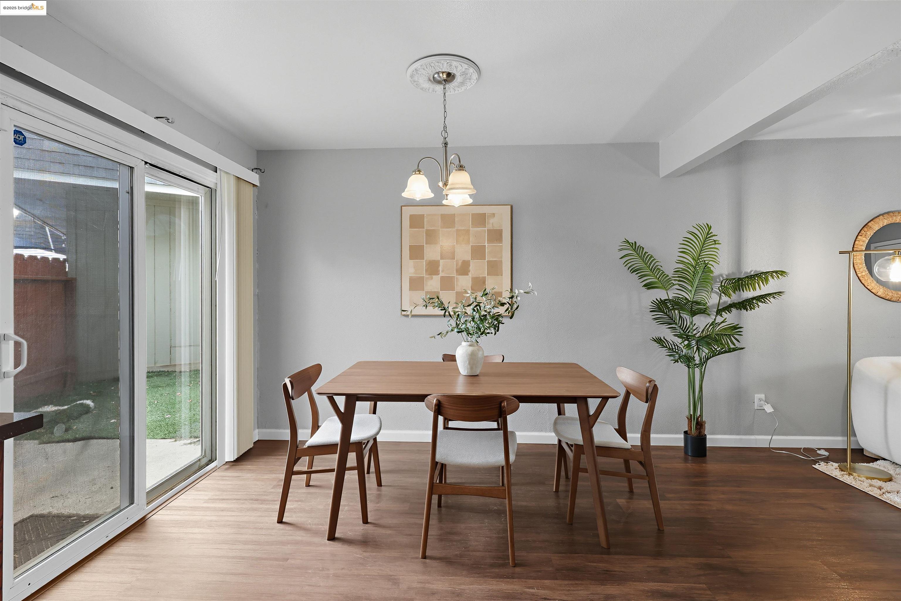 Detail Gallery Image 10 of 39 For 1664 Nw Bear Creek, Merced,  CA 92548 - 2 Beds | 2 Baths