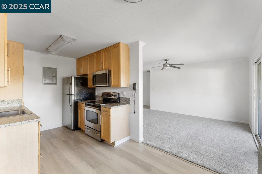 Photo #11: 41112277 Listing: Photo #11