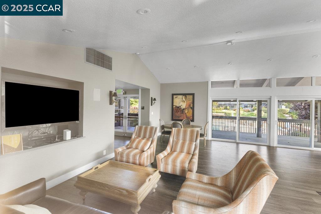 Photo #26: 41112277 Listing: Photo #26