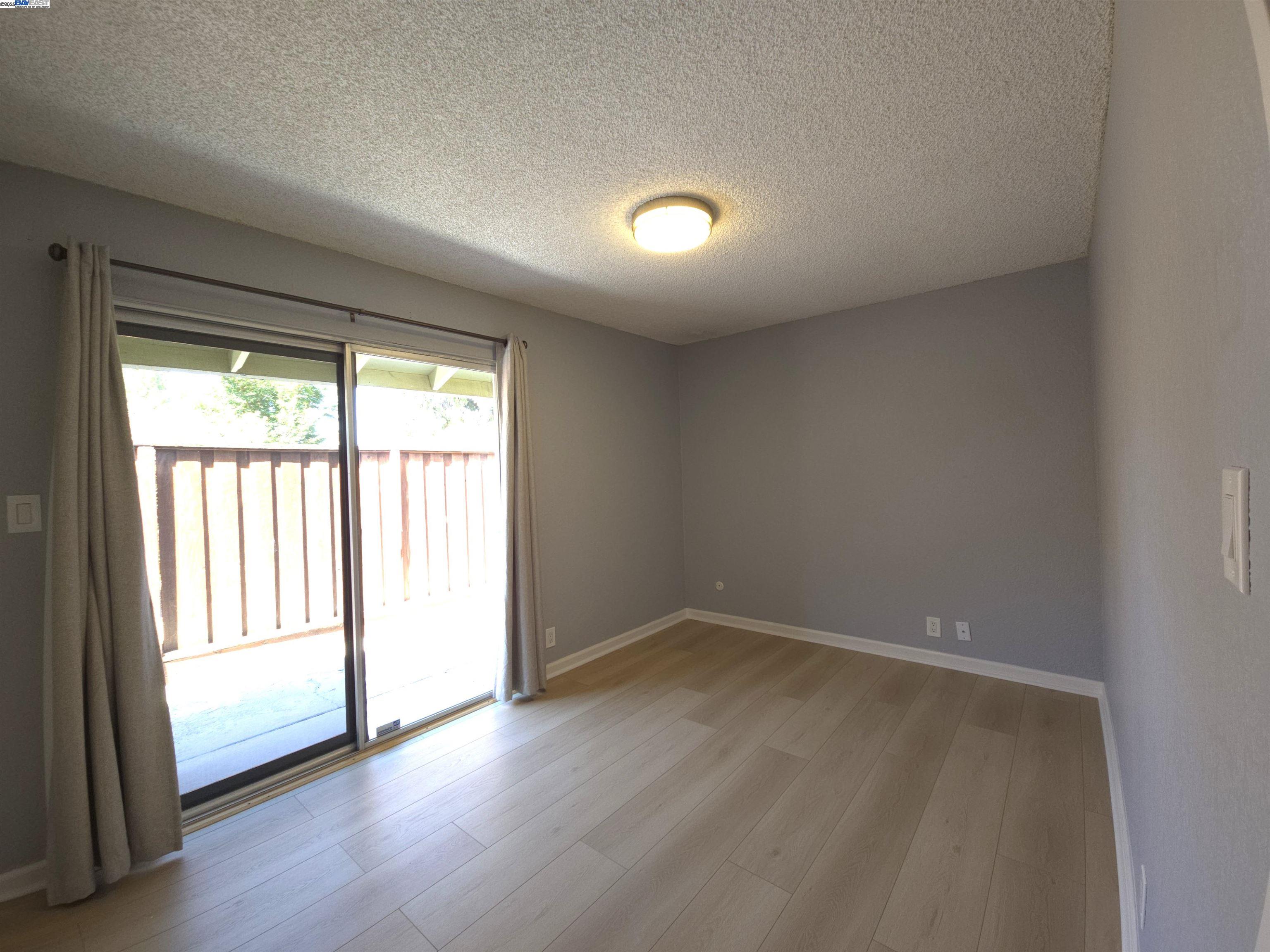 Photo #15: 41112278 Listing: Photo #15