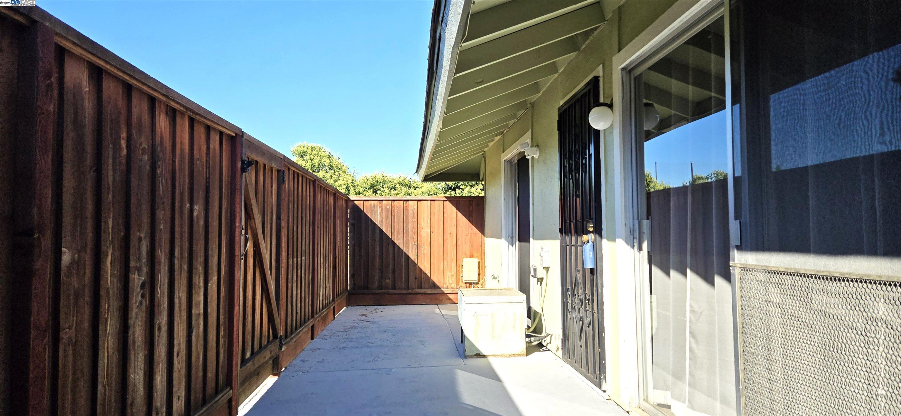 Photo #16: 41112278 Listing: Photo #16