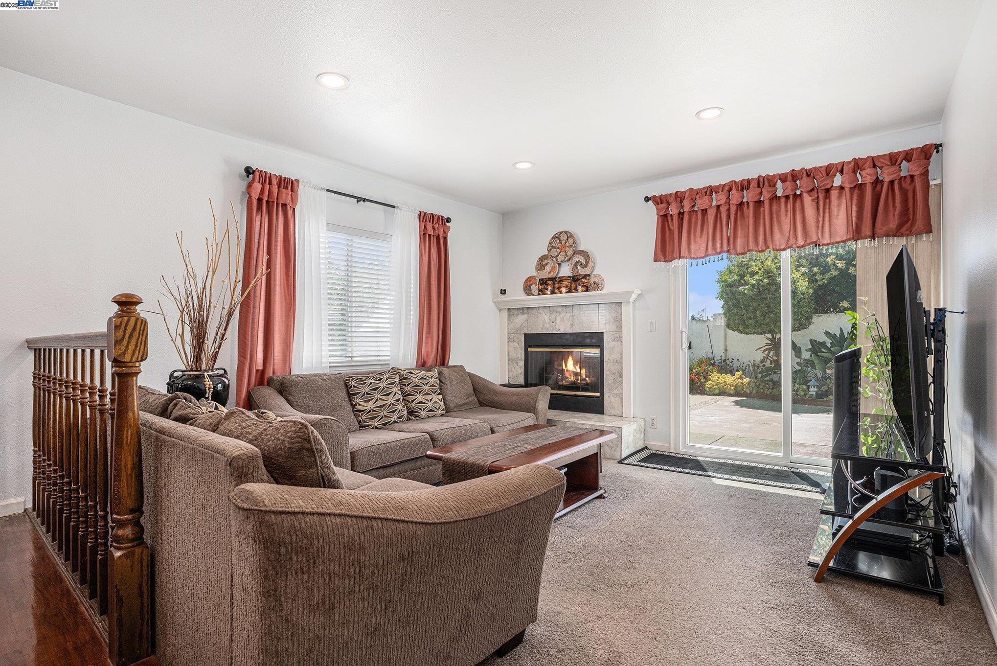 Detail Gallery Image 9 of 33 For 111 Overacker Ter, Fremont,  CA 94536 - 4 Beds | 2/1 Baths