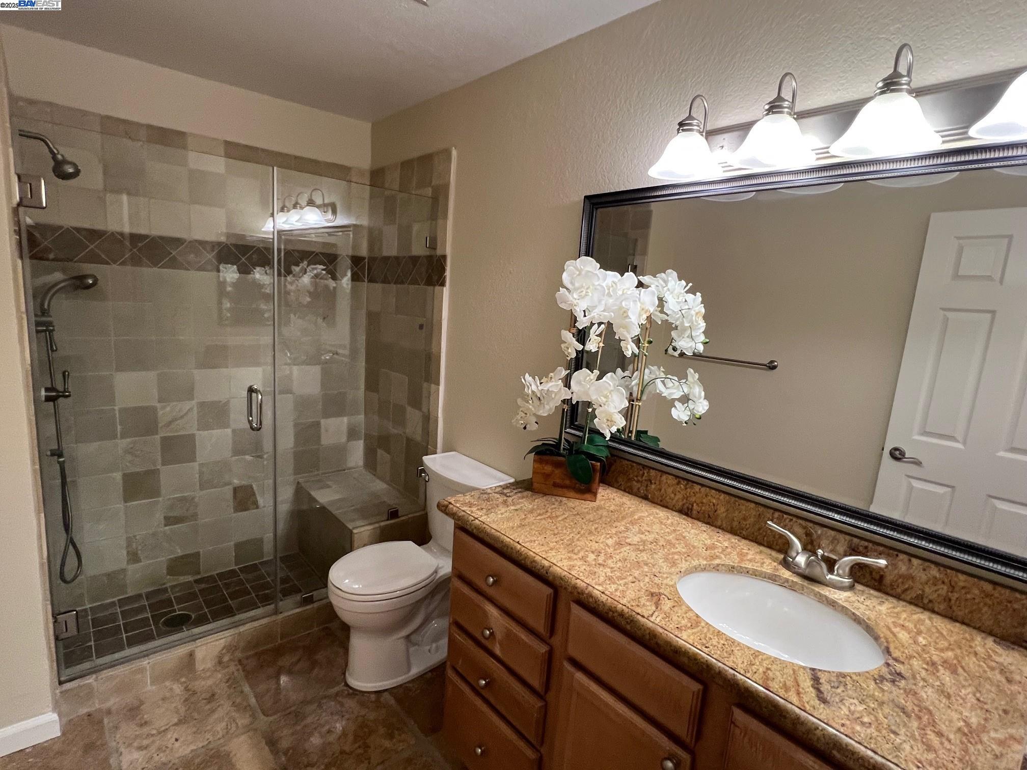 Photo #12: 41112287 Listing: Photo #12