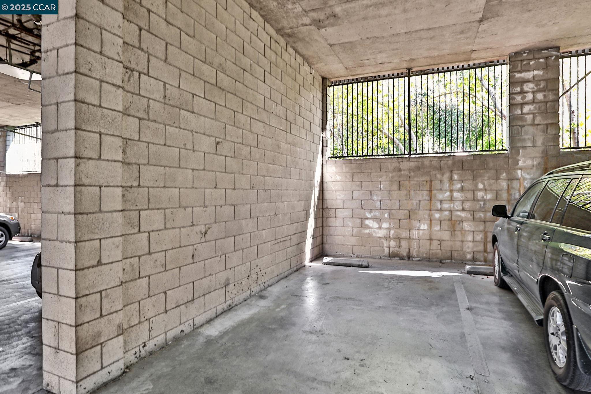 Photo #17: 41112289 Listing: Photo #17