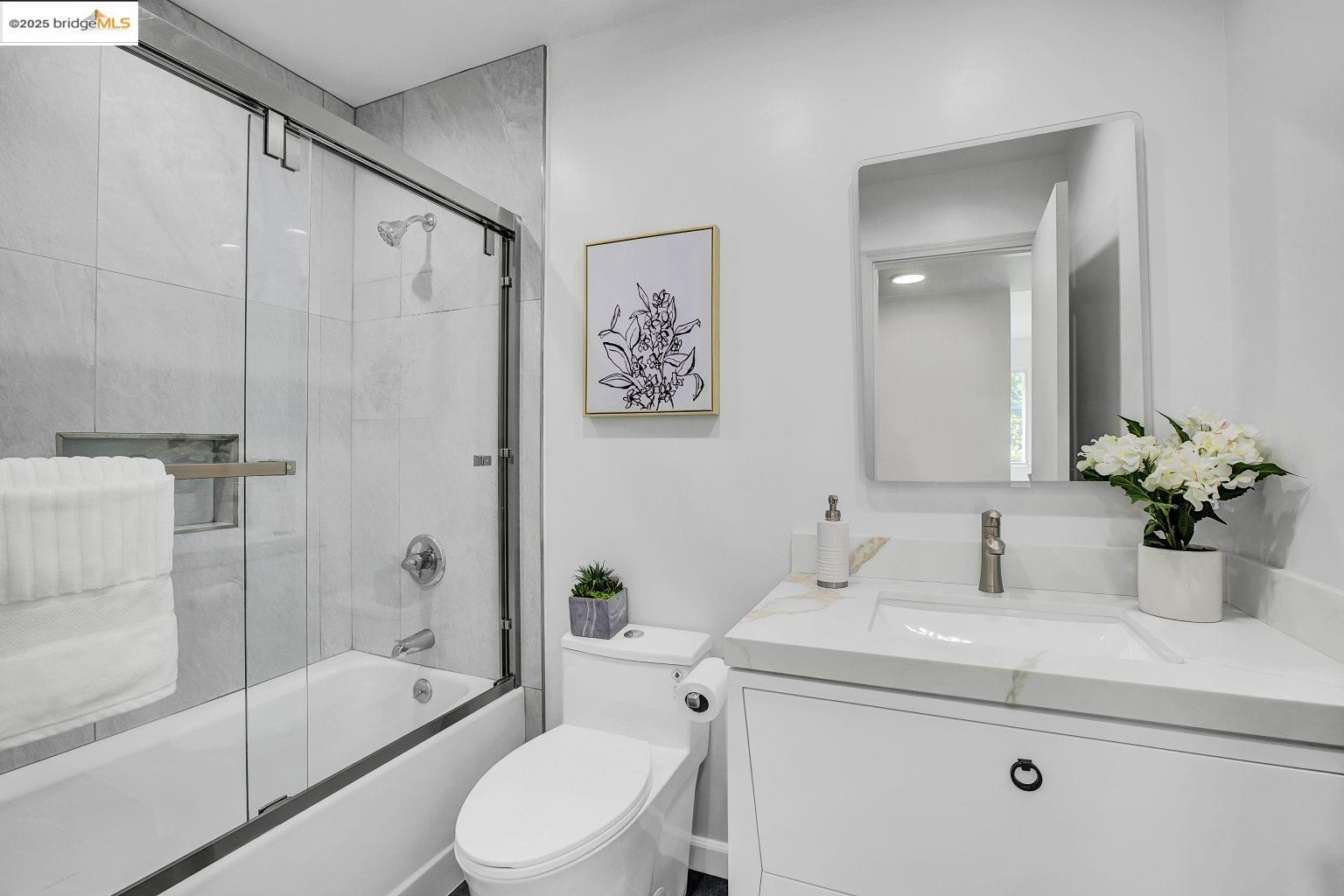 Photo #16: 41112299 Listing: Photo #16