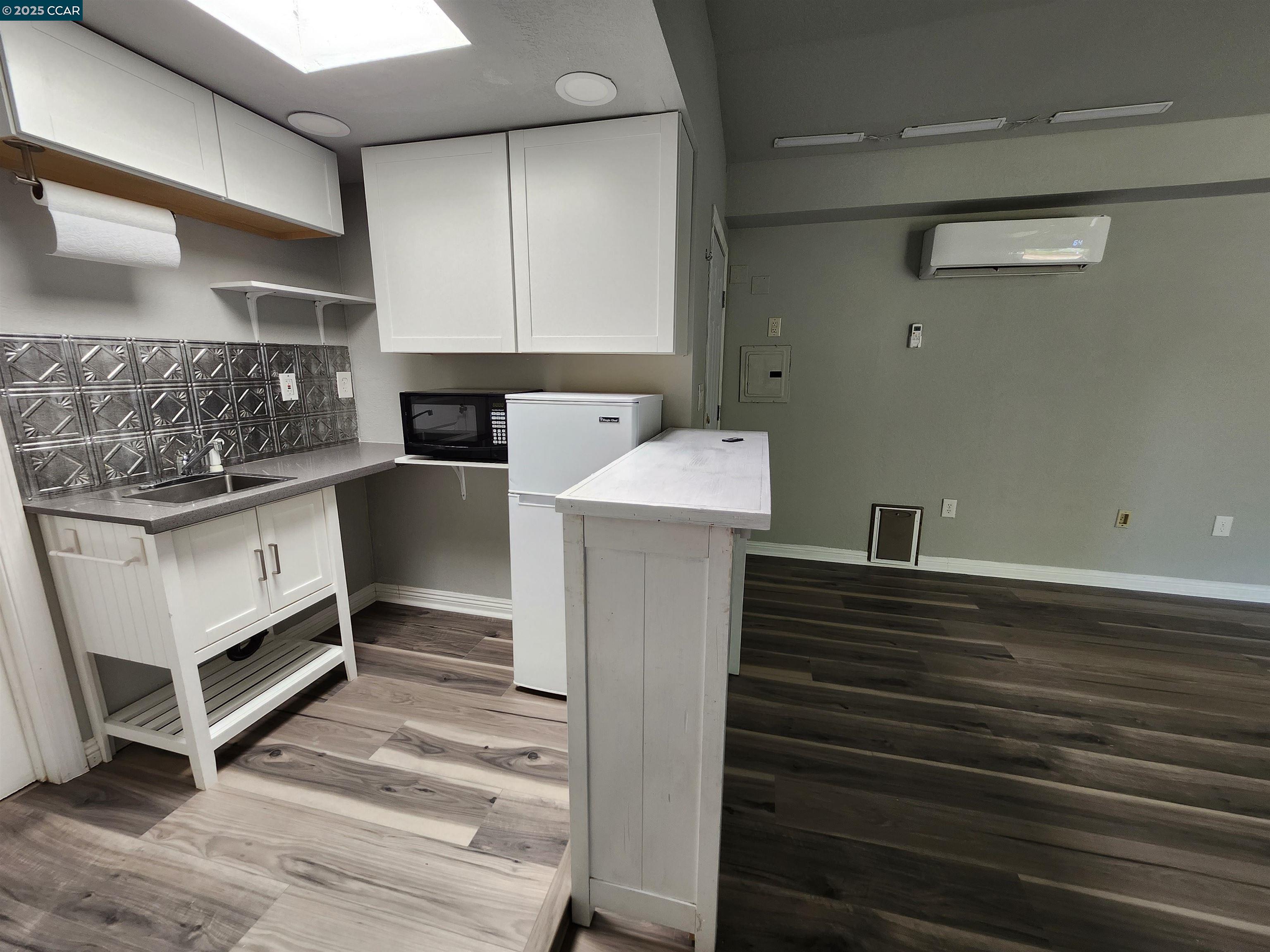 Detail Gallery Image 49 of 60 For 3479 Rose Ct, Concord,  CA 94519 - 4 Beds | 3 Baths