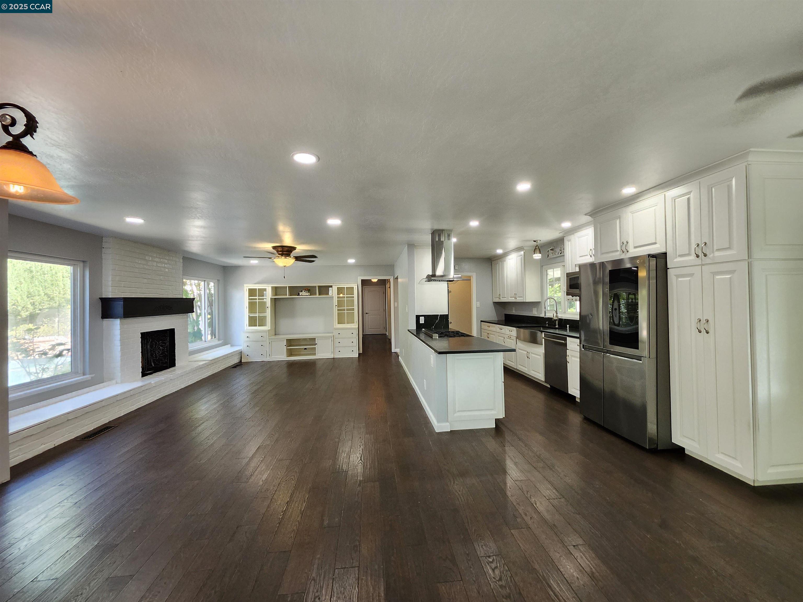 Detail Gallery Image 8 of 60 For 3479 Rose Ct, Concord,  CA 94519 - 4 Beds | 3 Baths