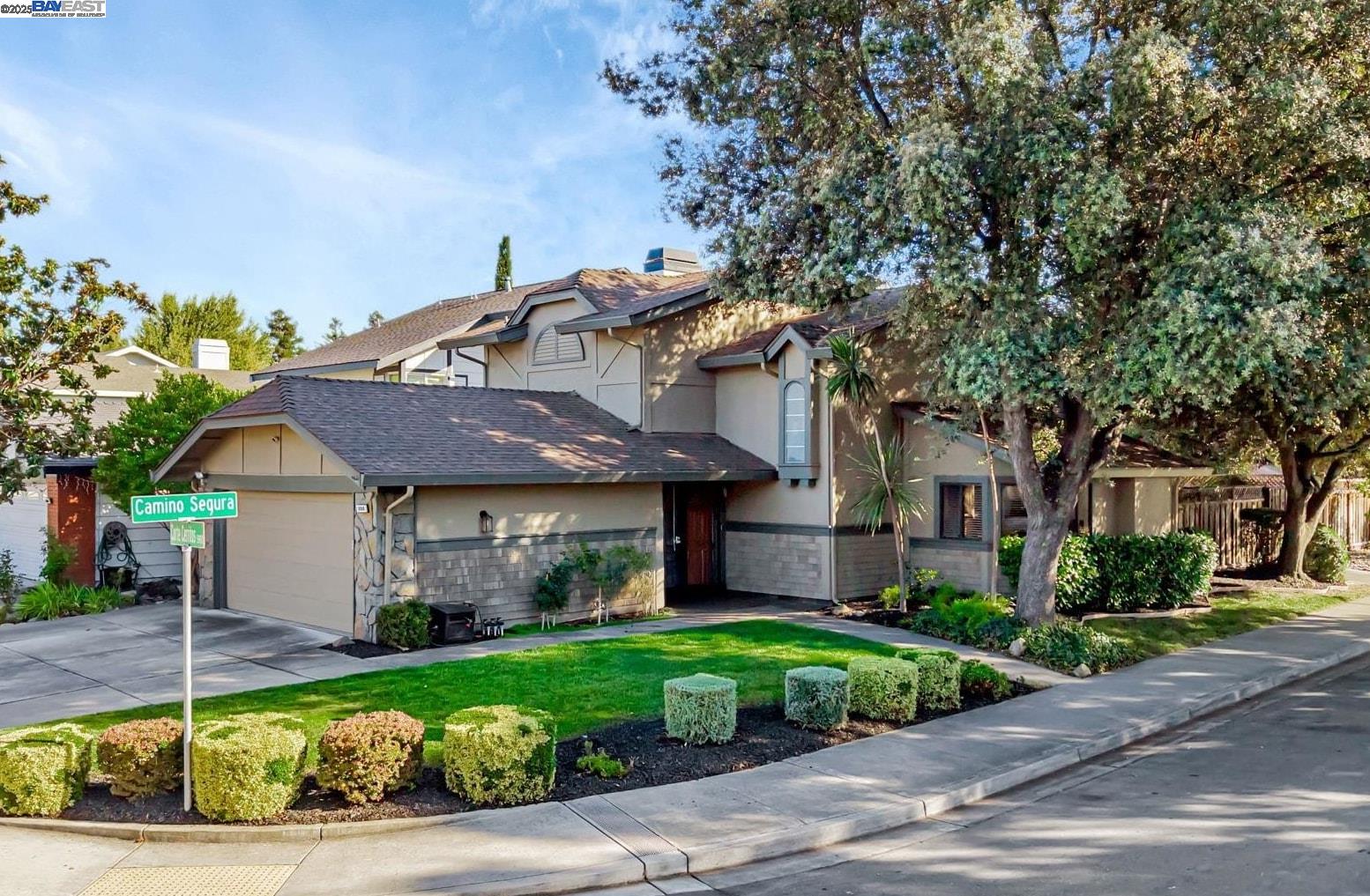 Front Image Thumbnail for BE41112303