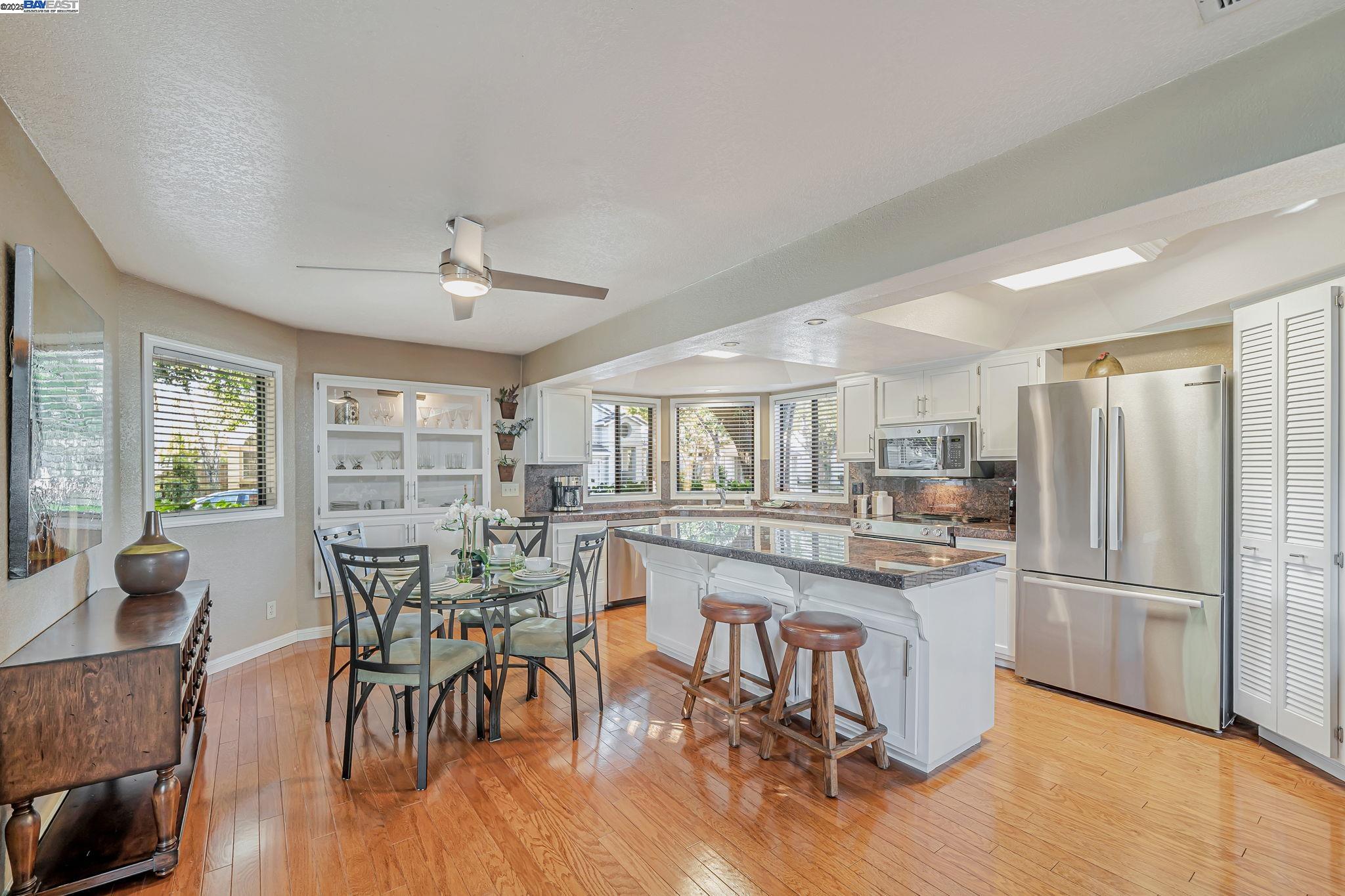 Detail Gallery Image 14 of 60 For 5988 Corte Cerritos, Pleasanton,  CA 94566 - 2 Beds | 2 Baths