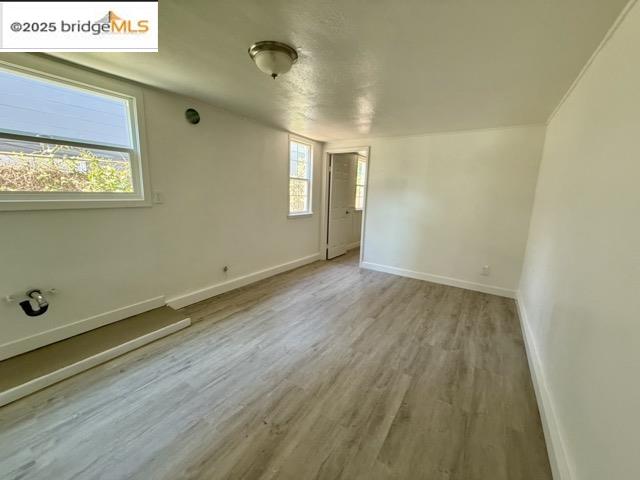 Detail Gallery Image 14 of 18 For 2706 Short St, Oakland,  CA 94619 - 3 Beds | 2 Baths