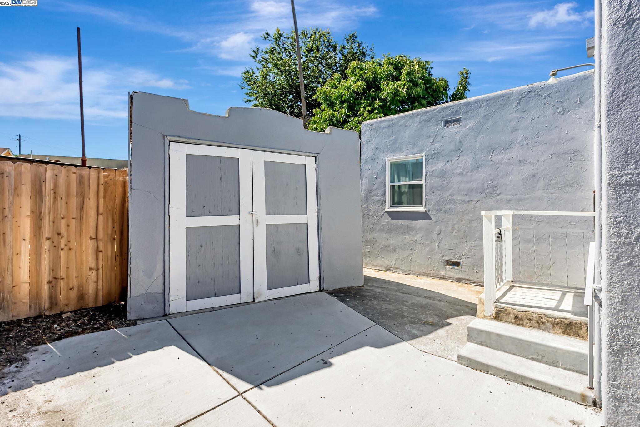 Detail Gallery Image 29 of 31 For 1007 47th St, Emeryville,  CA 94608 - 3 Beds | 1 Baths