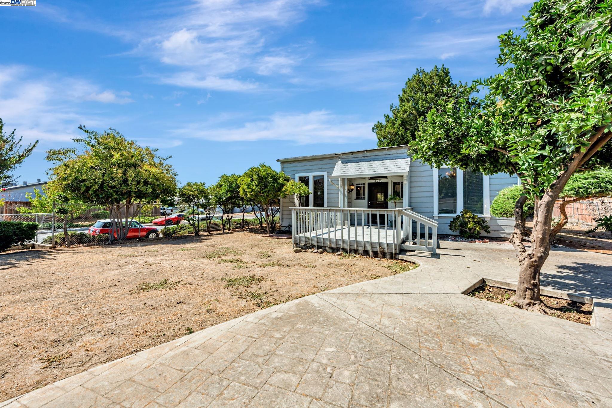 Detail Gallery Image 14 of 27 For 37915 Vallejo St, Fremont,  CA 94536 - 3 Beds | 1/1 Baths