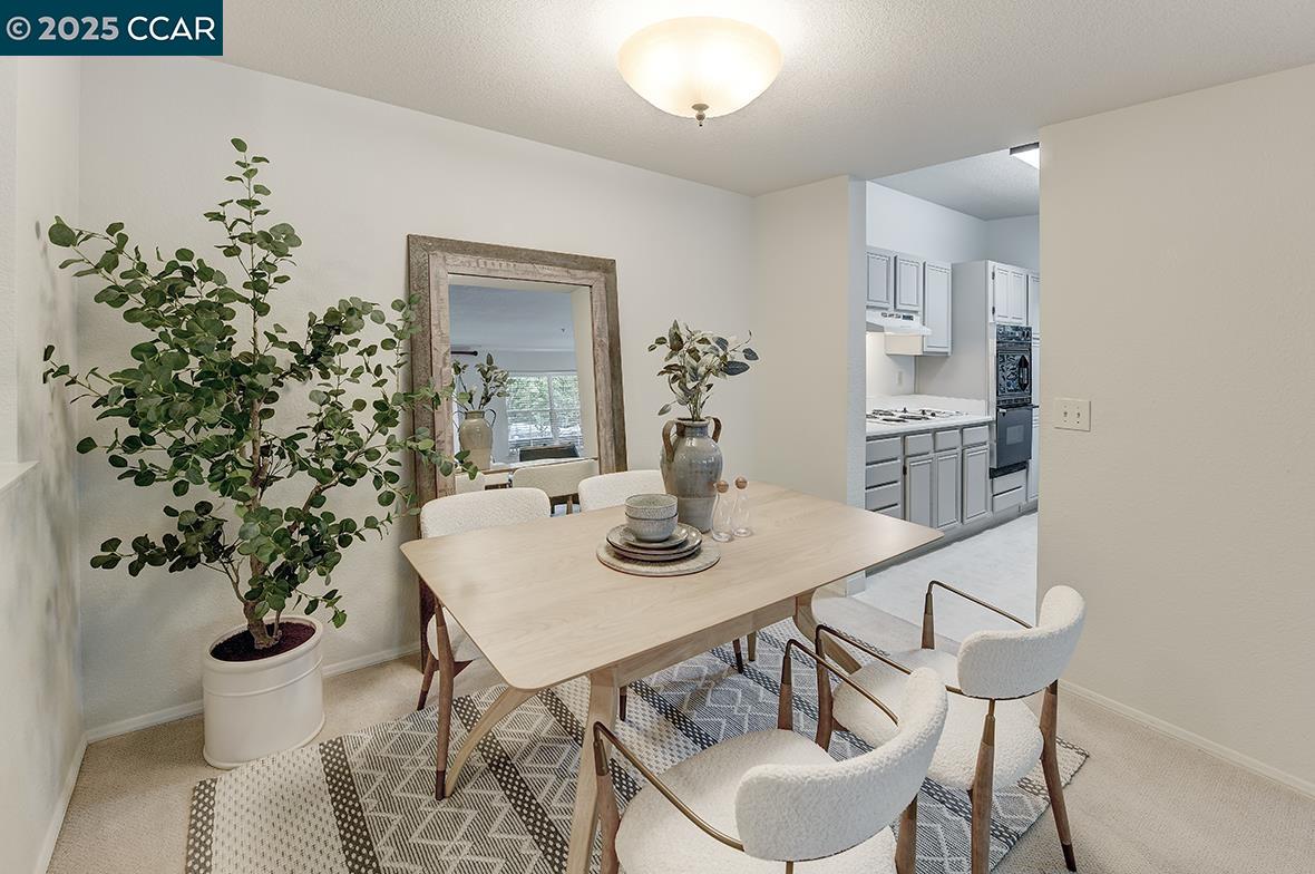 Photo #2: 41112335 Listing 