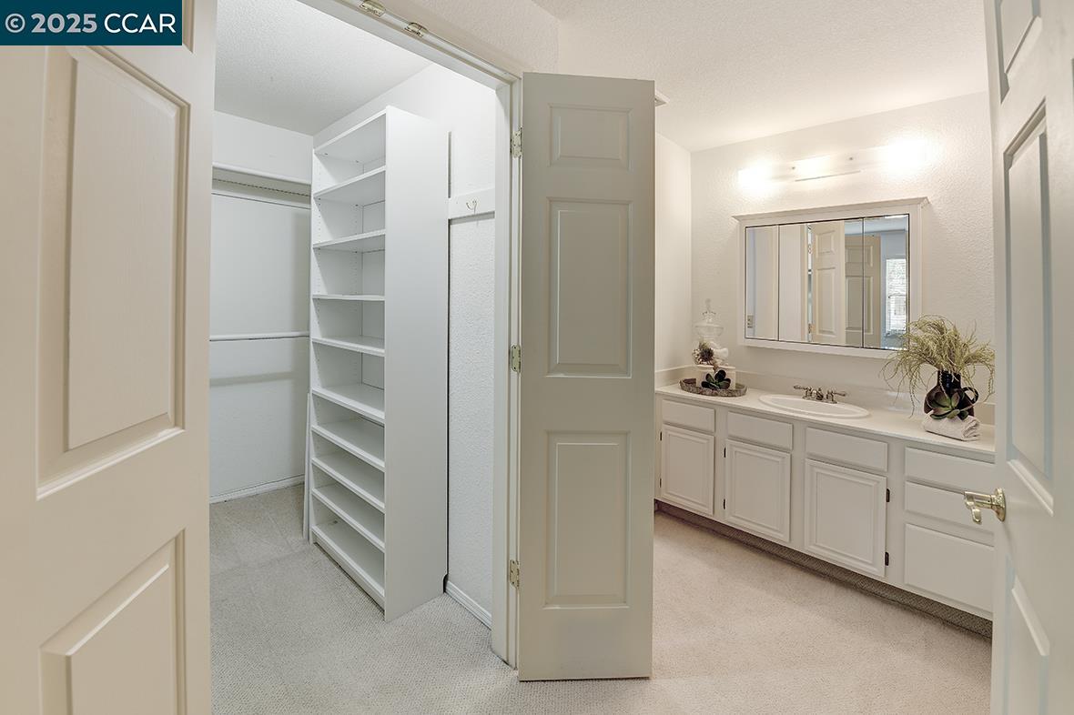 Photo #31: 41112335 Listing: Photo #31