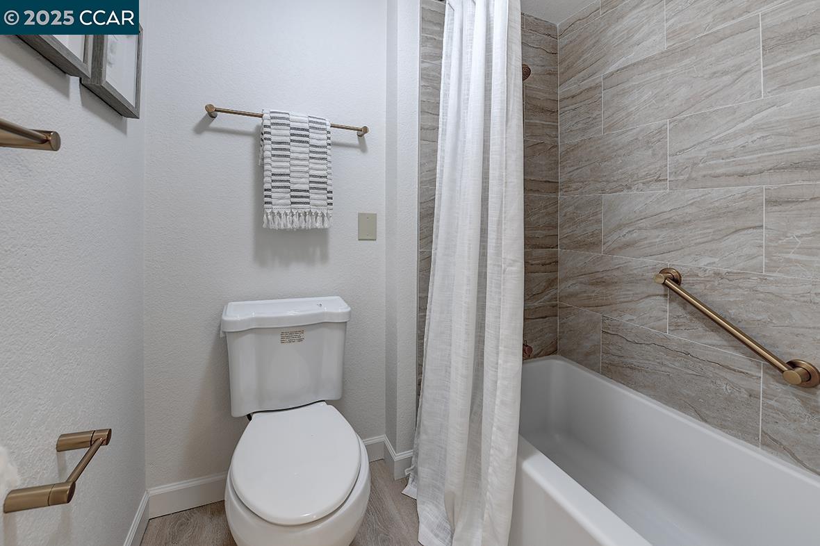 Photo #33: 41112335 Listing: Photo #33