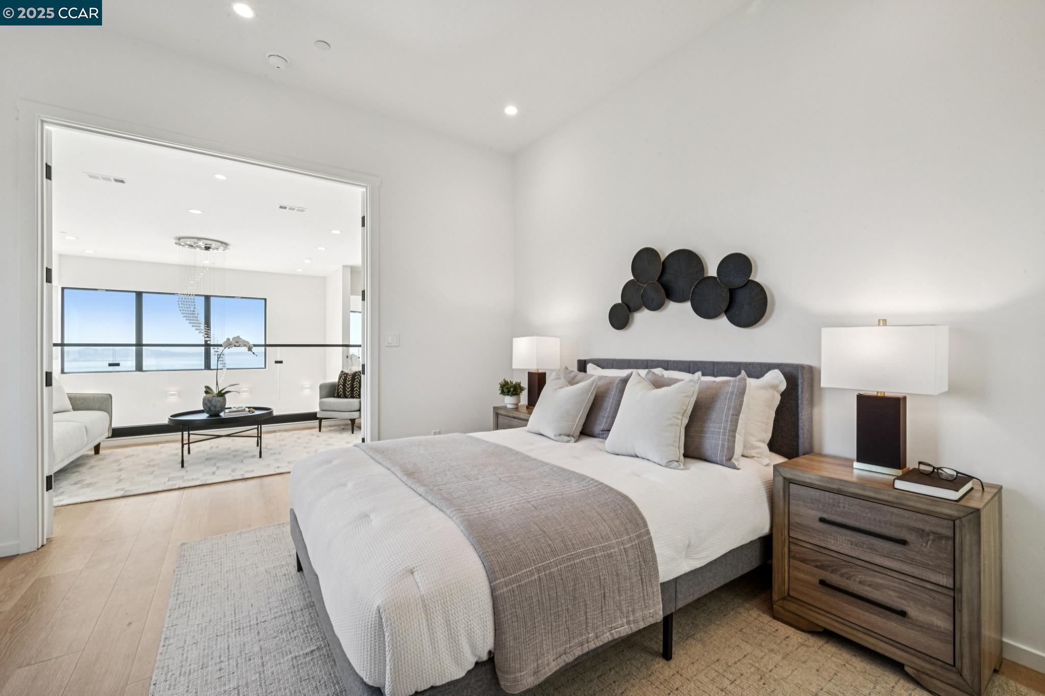 Detail Gallery Image 24 of 47 For 158 Lawson Road, Kensington,  CA 94707 - 4 Beds | 3 Baths