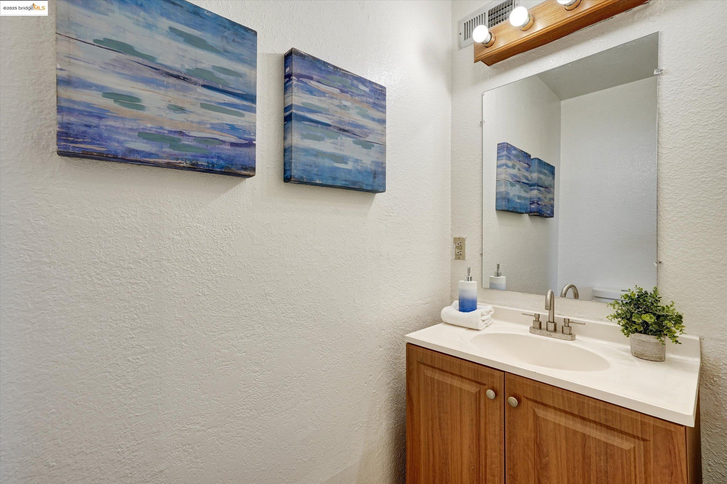 Photo #13: 41112343 Listing: Photo #13