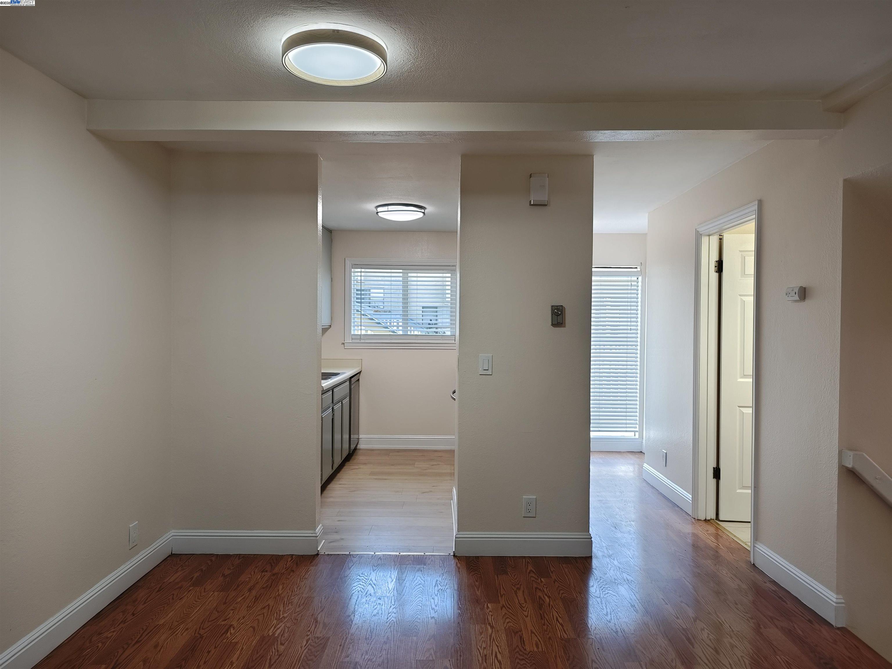 Photo #12: 41112358 Listing: Photo #12