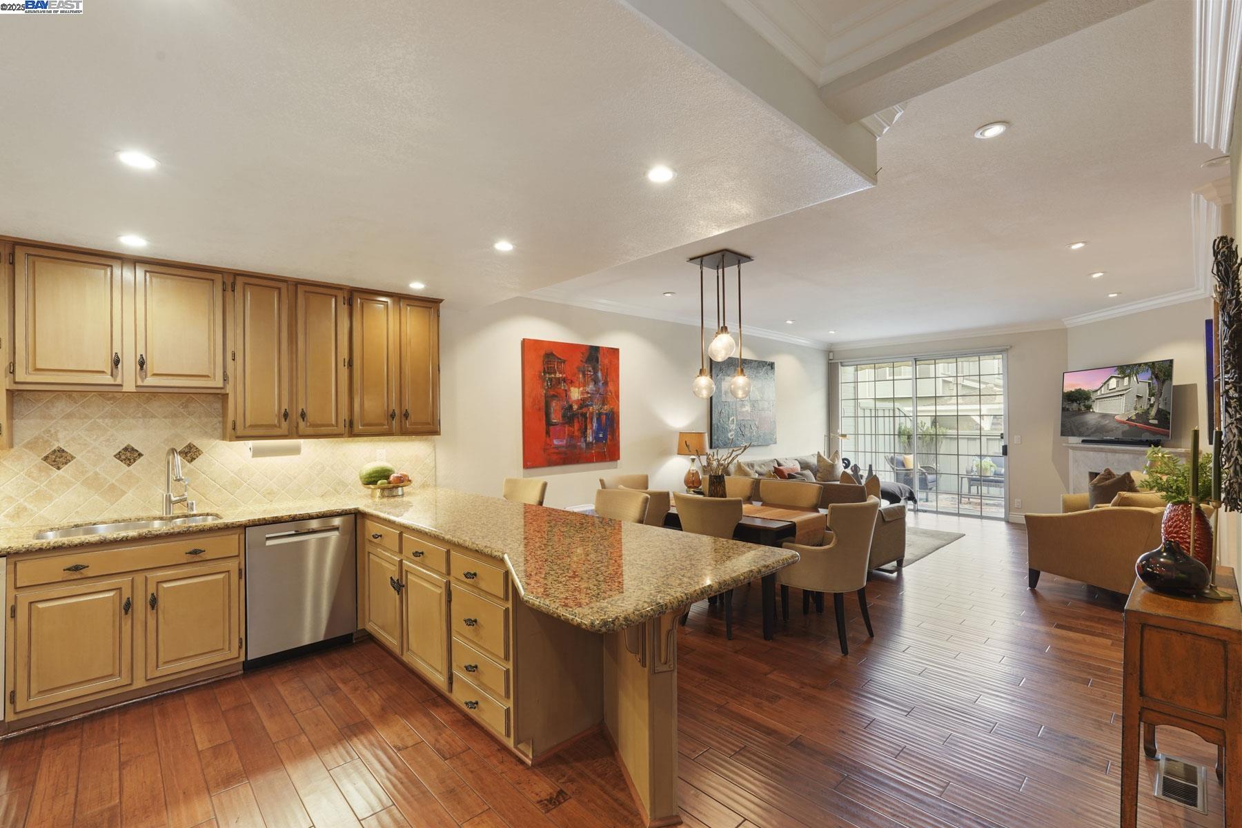 Photo #13: 41112360 Listing: Photo #13
