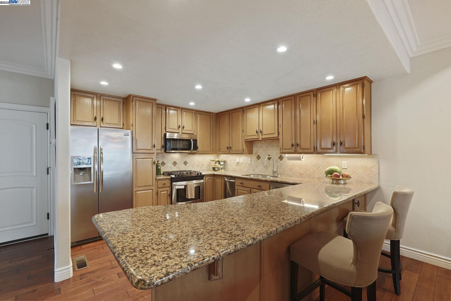 Photo #15: 41112360 Listing: Photo #15