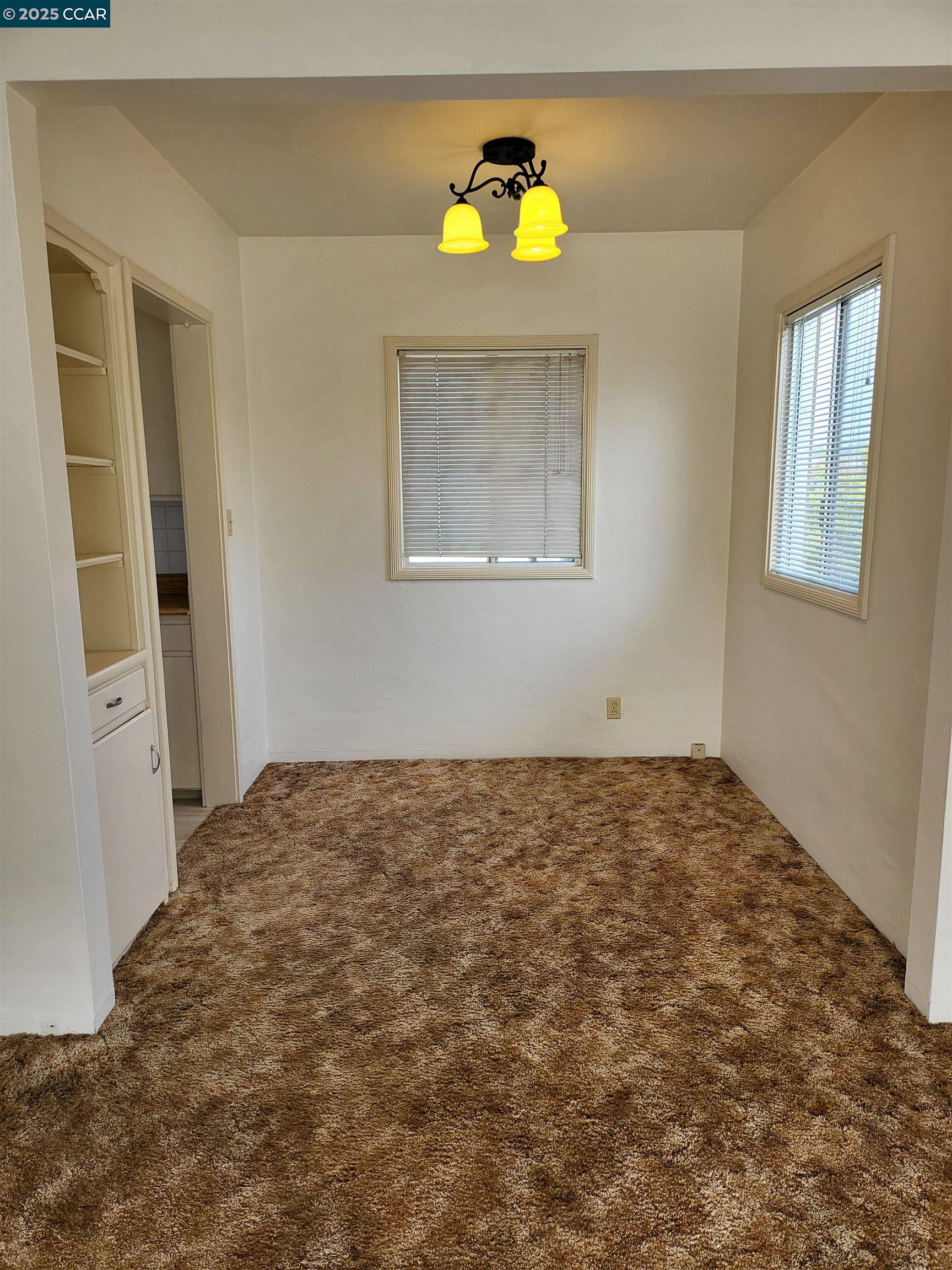 Detail Gallery Image 5 of 10 For 1662 San Benito St, Richmond,  CA 94804 - 1 Beds | 1 Baths