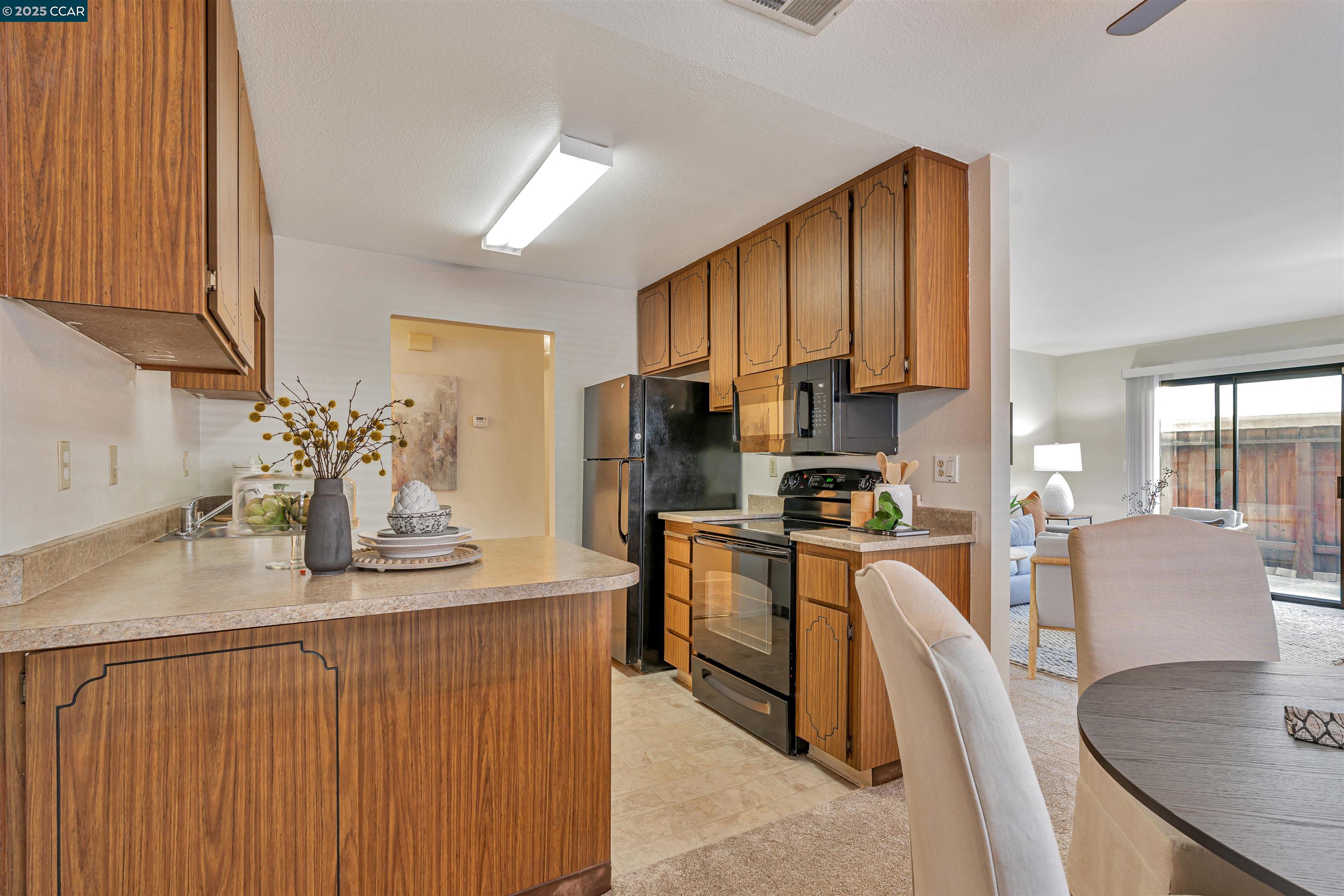 Photo #9: 41112365 Listing: Photo #9