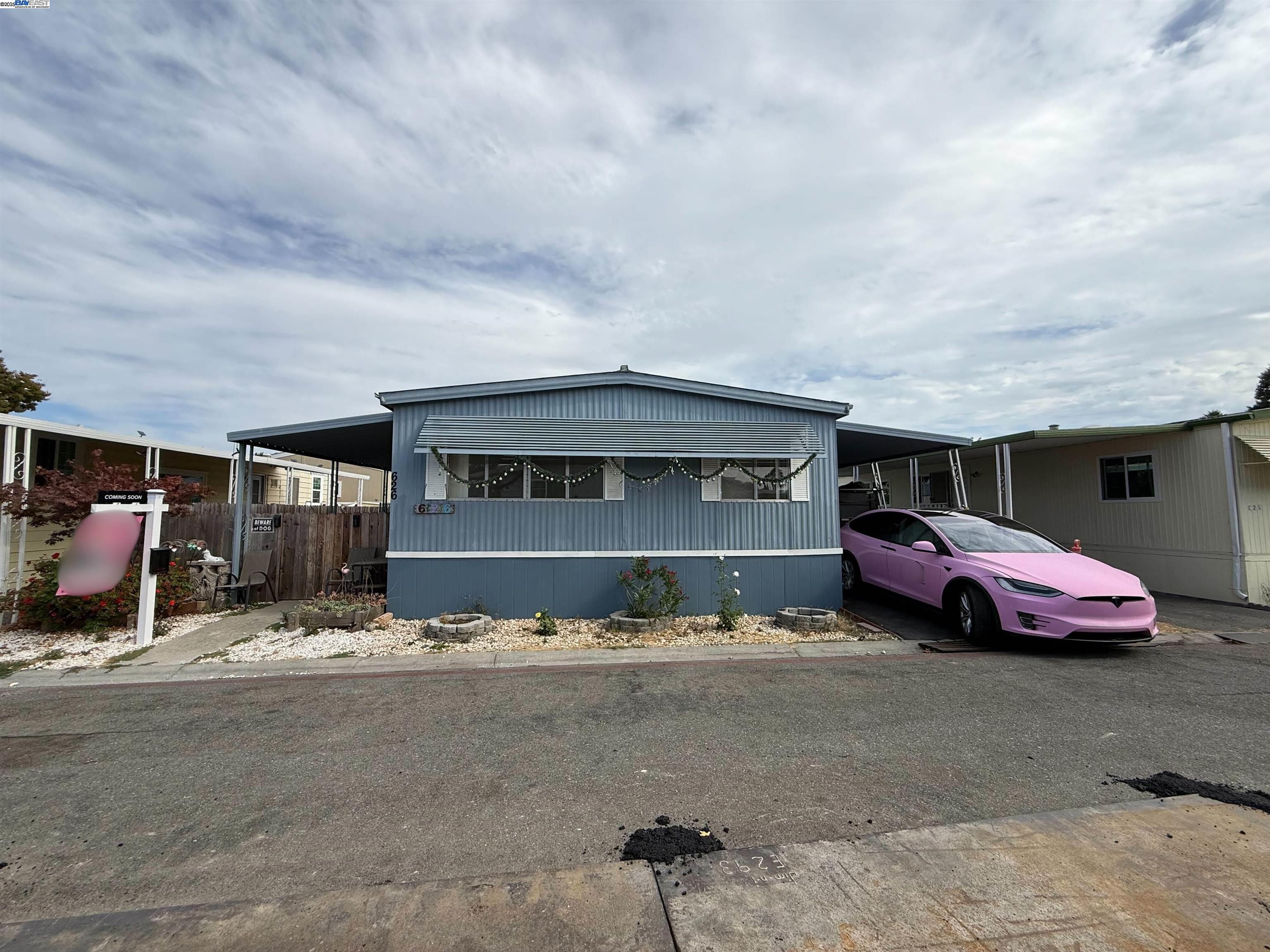 Front Image Thumbnail for BE41112376