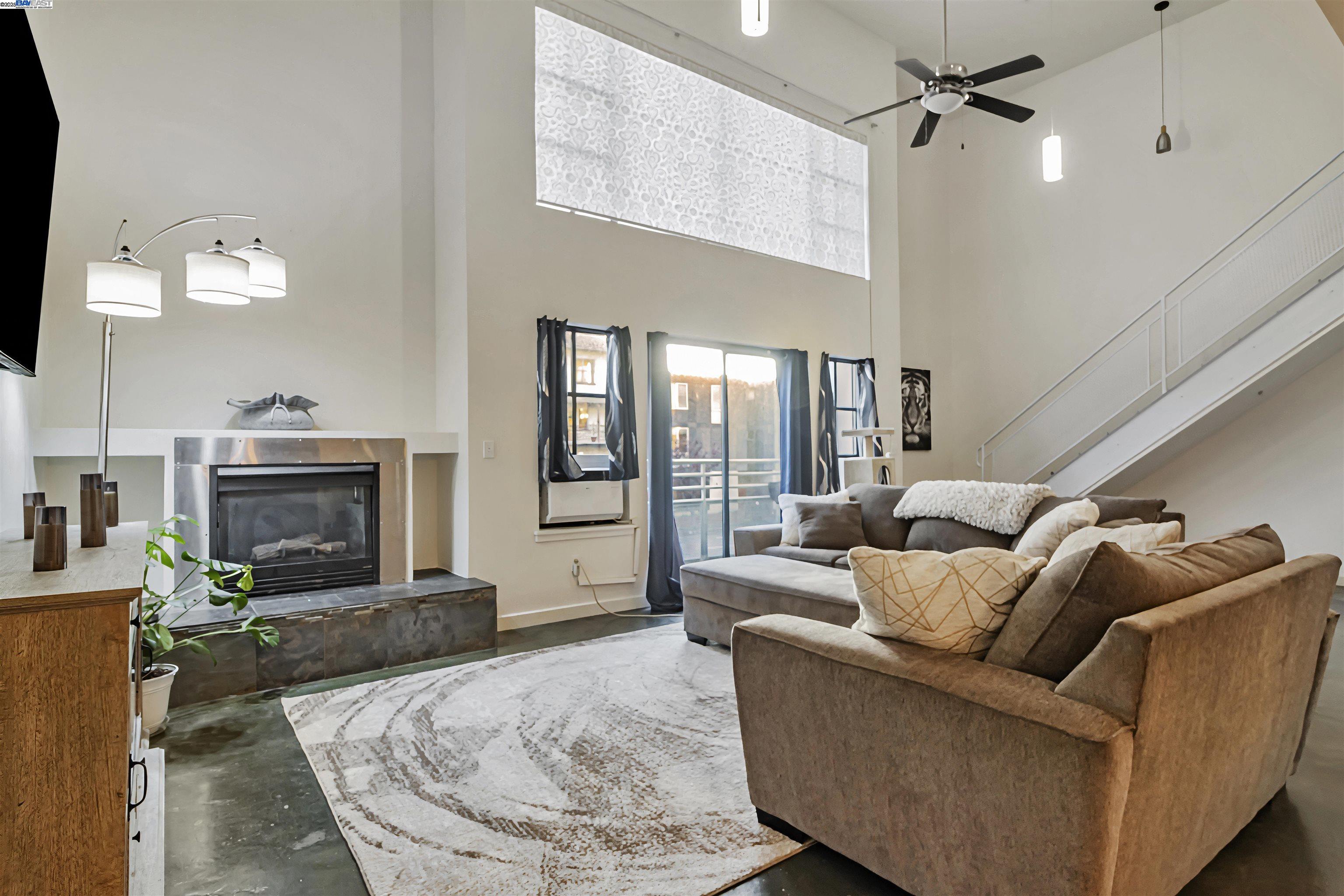 Photo #5: 41112389 Listing 