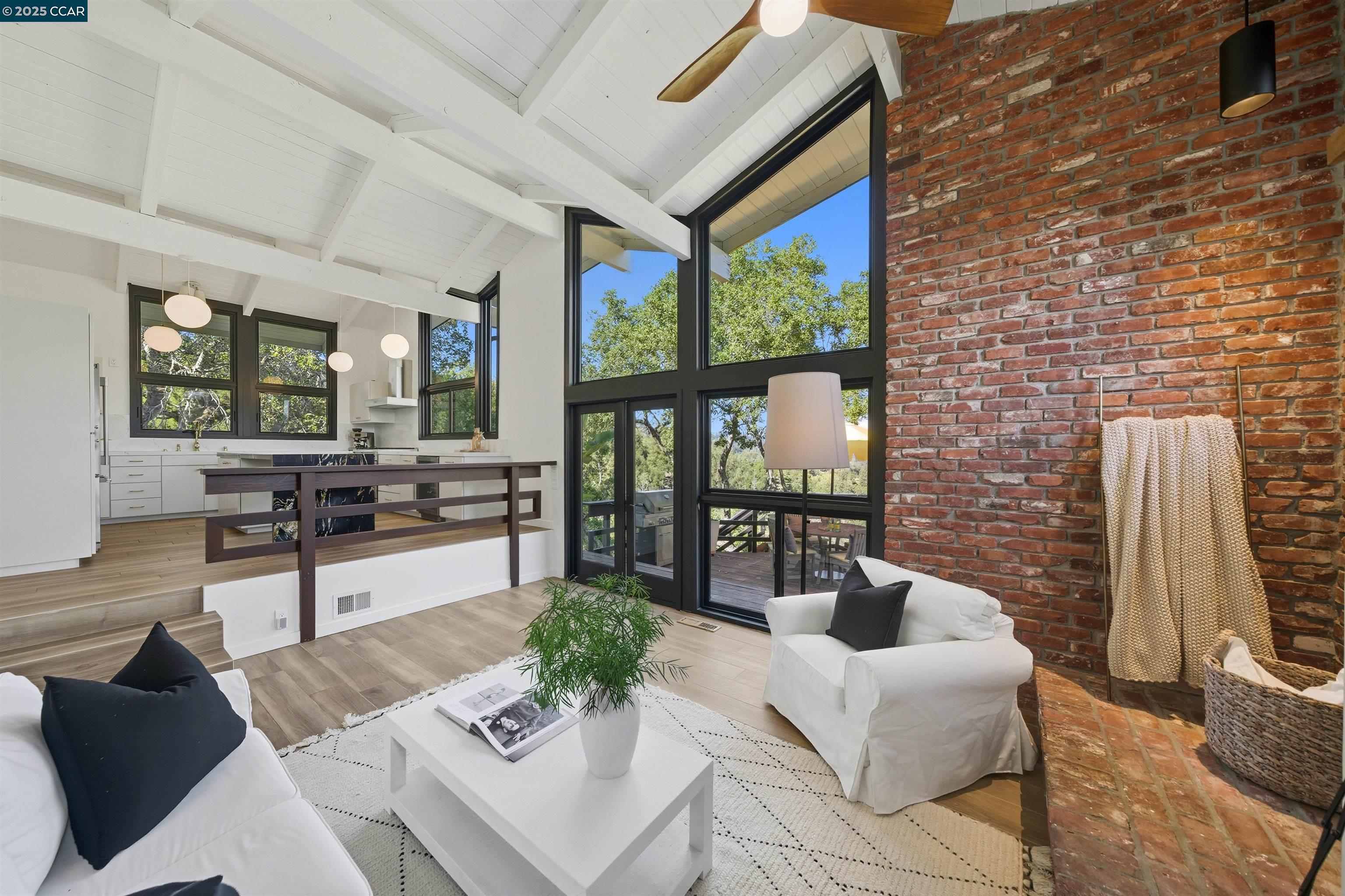 Detail Gallery Image 20 of 44 For 4161 Coralee Ln, Lafayette,  CA 94549 - 4 Beds | 2/1 Baths