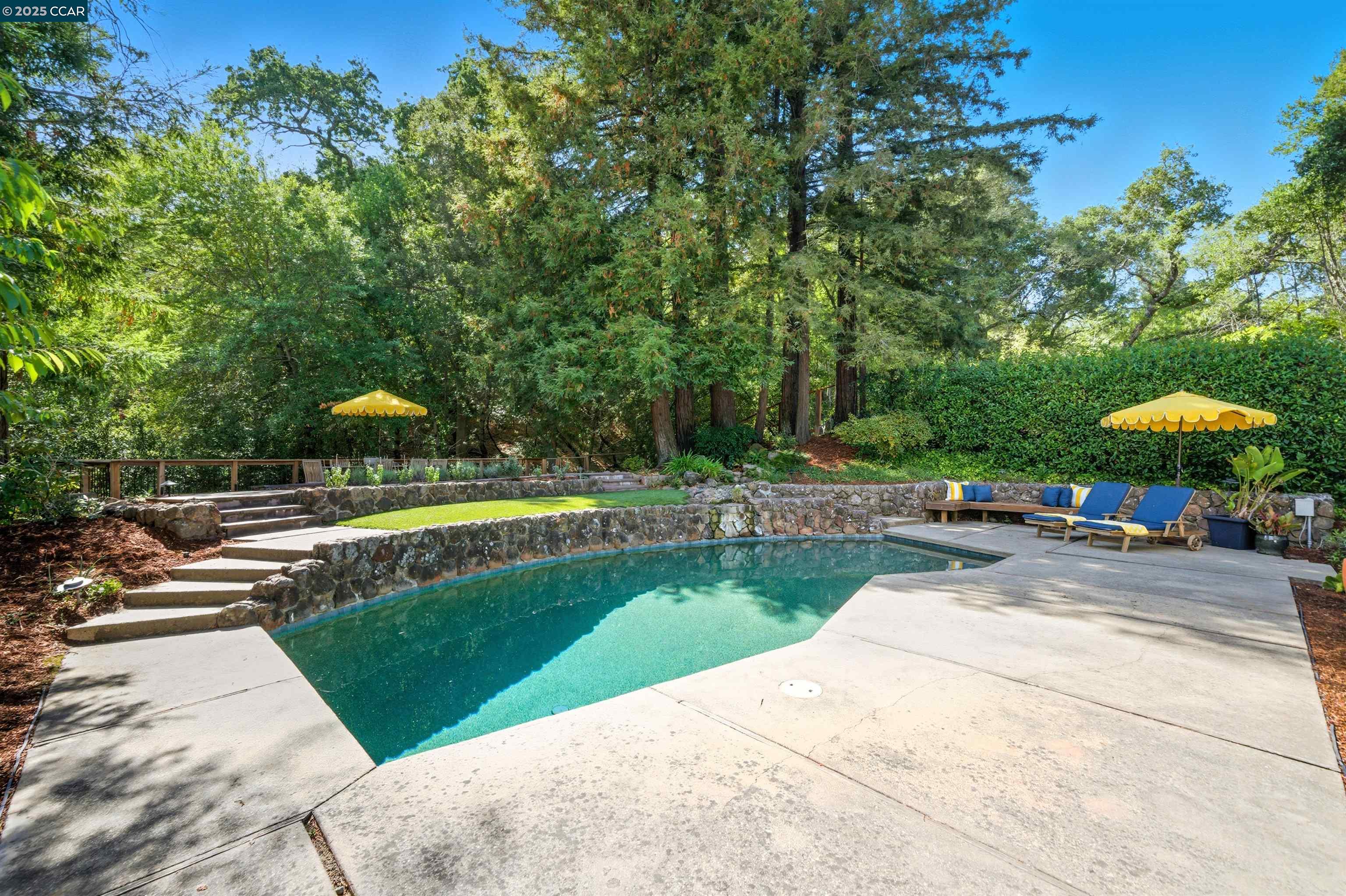 Detail Gallery Image 3 of 44 For 4161 Coralee Ln, Lafayette,  CA 94549 - 4 Beds | 2/1 Baths