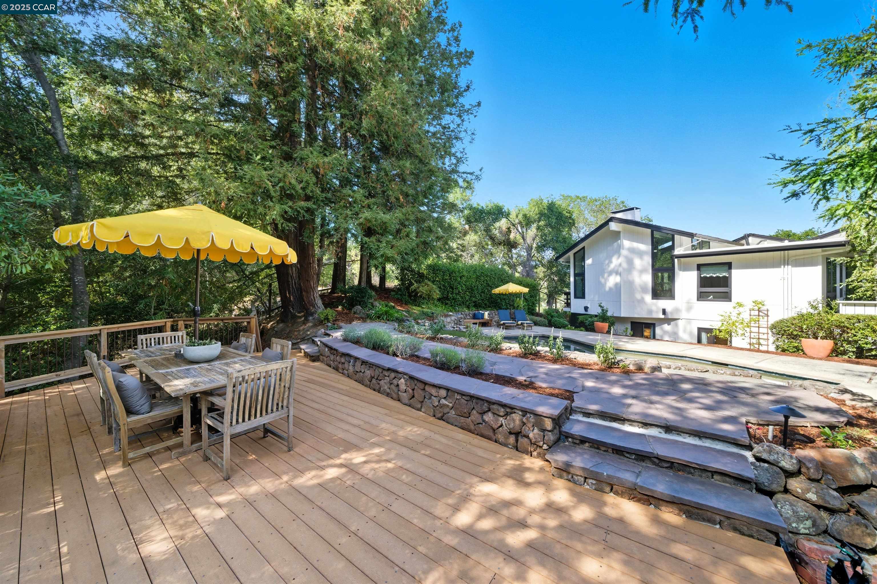 Detail Gallery Image 35 of 44 For 4161 Coralee Ln, Lafayette,  CA 94549 - 4 Beds | 2/1 Baths