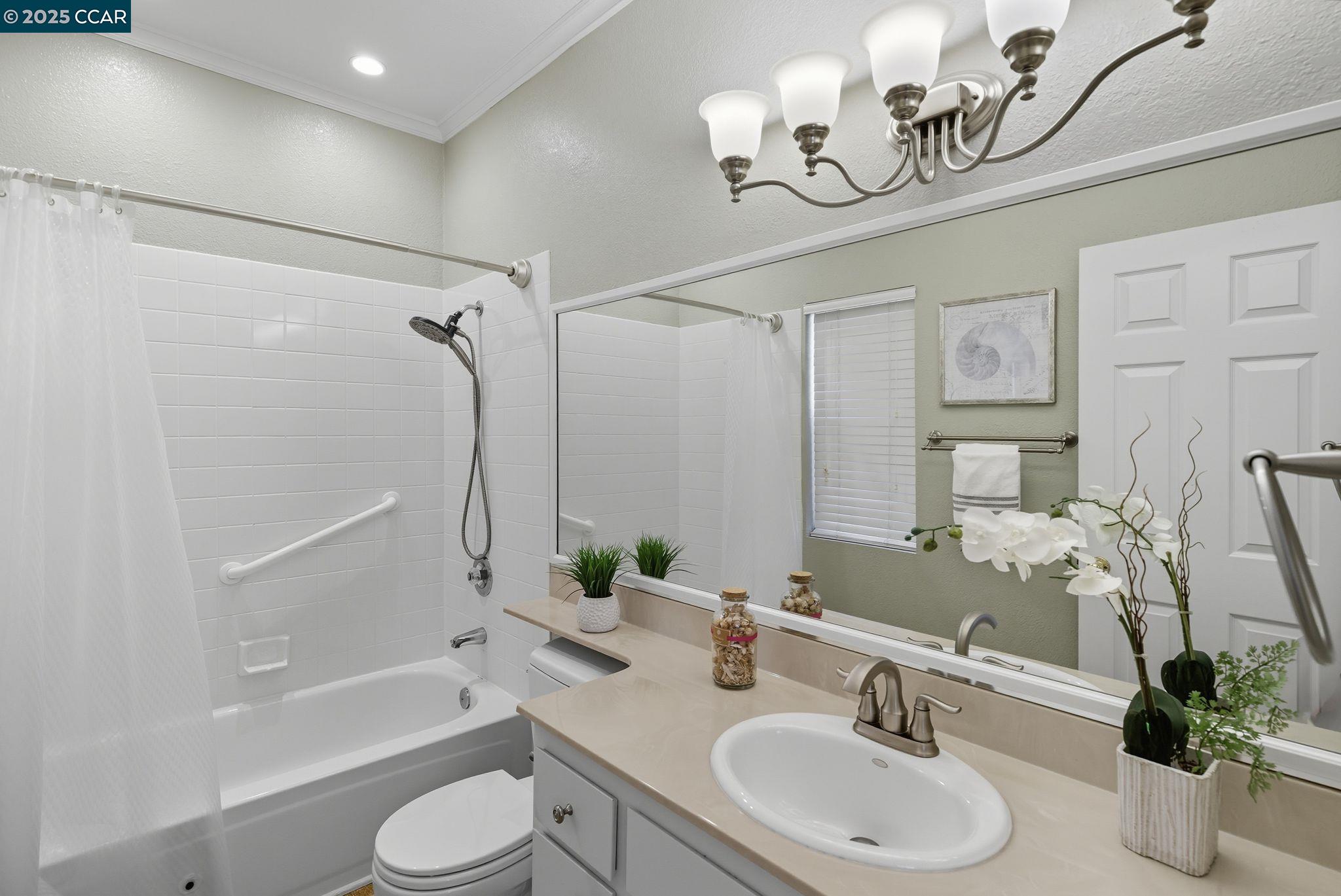 Photo #12: 41112397 Listing: Photo #12