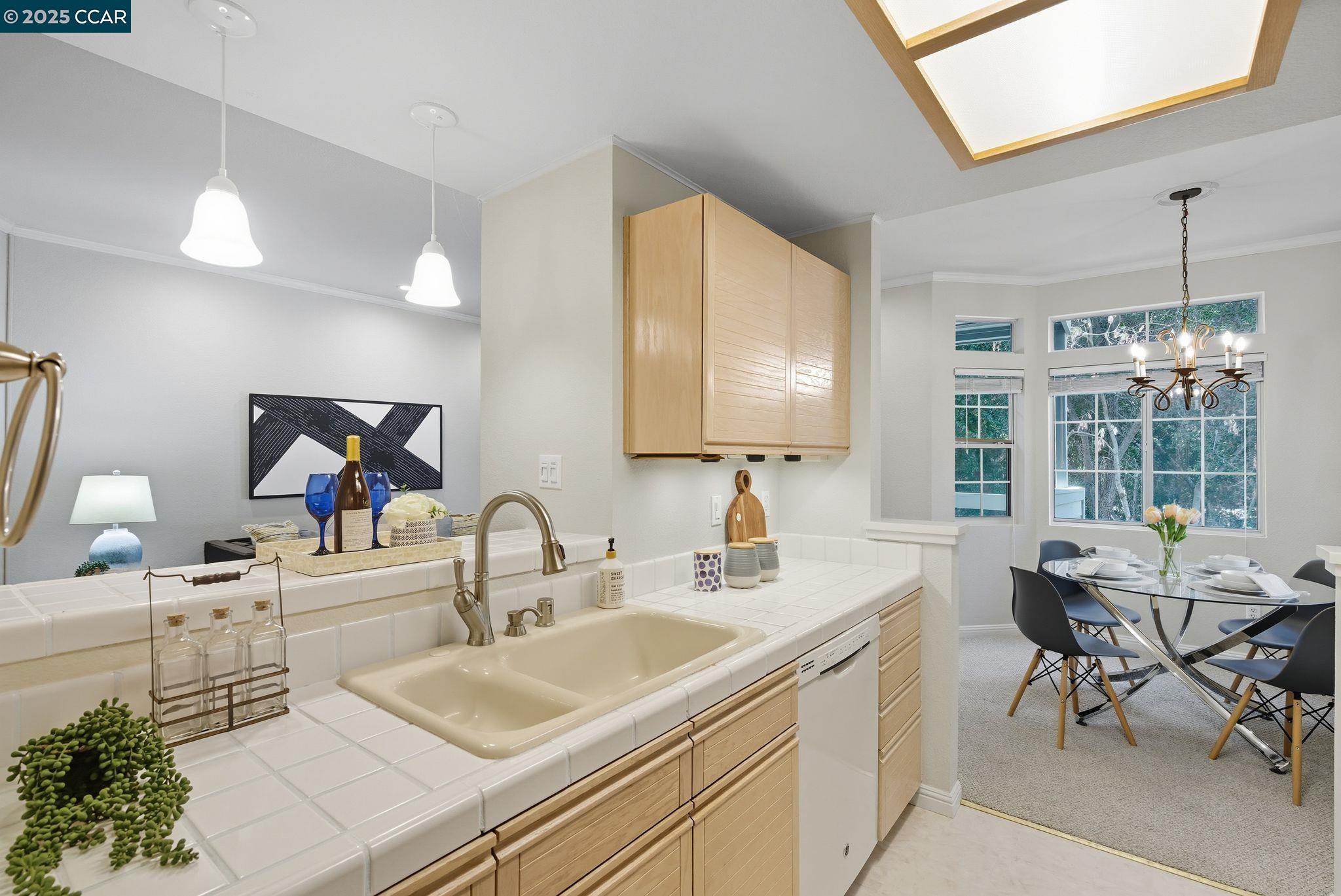 Photo #6: 41112397 Listing 
