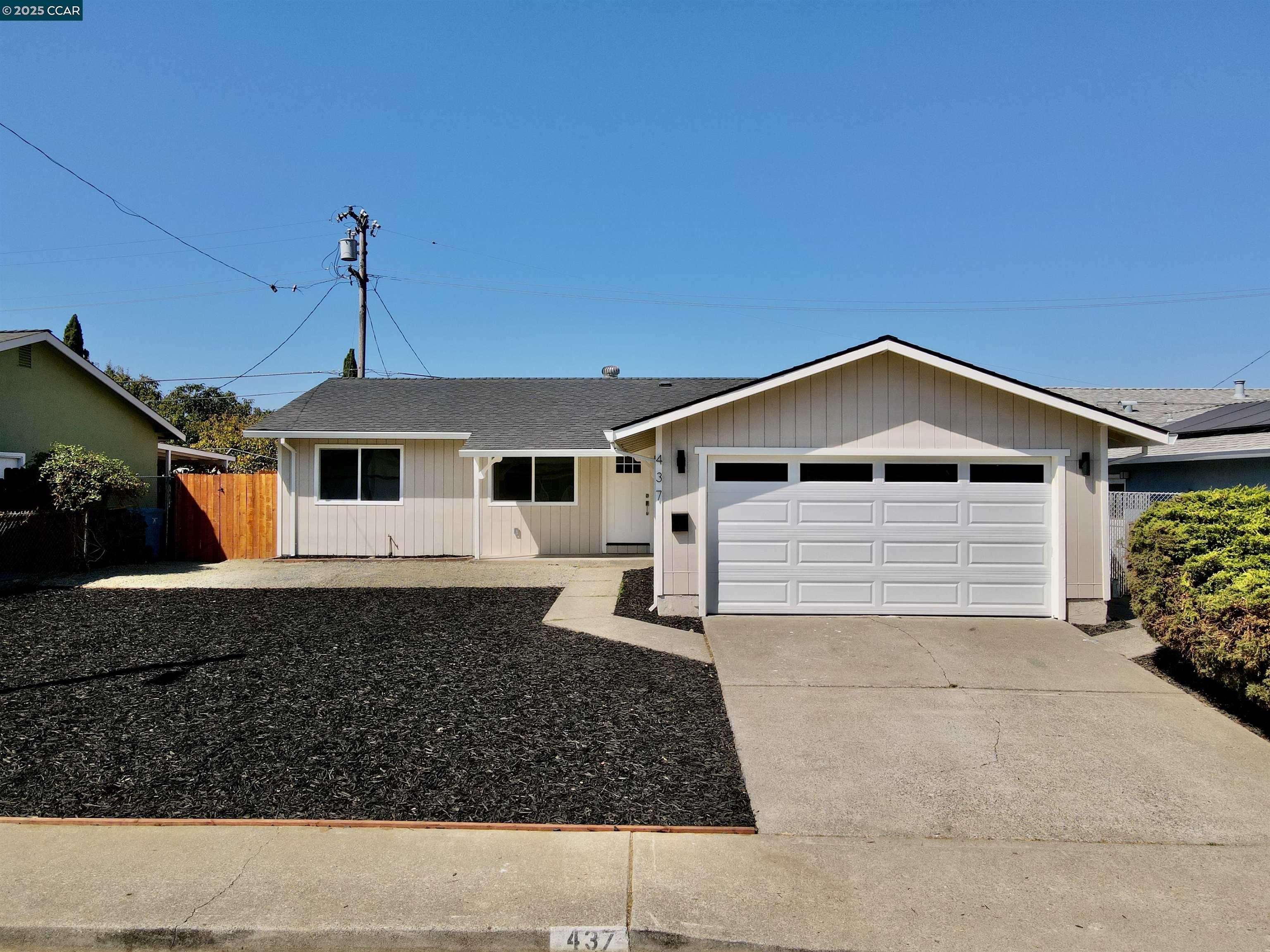 Front Image Thumbnail for CC41112399