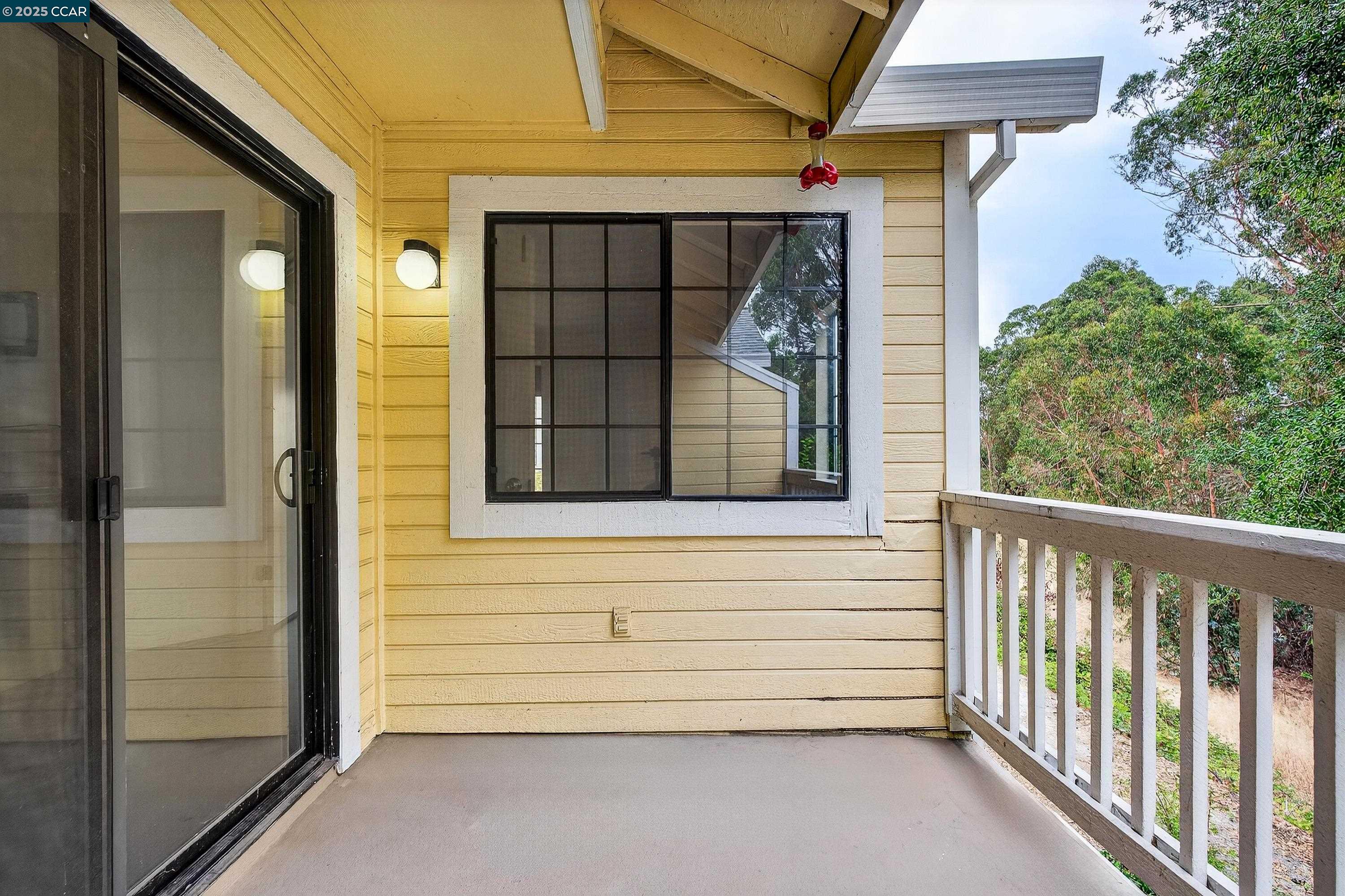 Detail Gallery Image 13 of 46 For 1202 Devonwood, Hercules,  CA 94547 - 2 Beds | 2 Baths