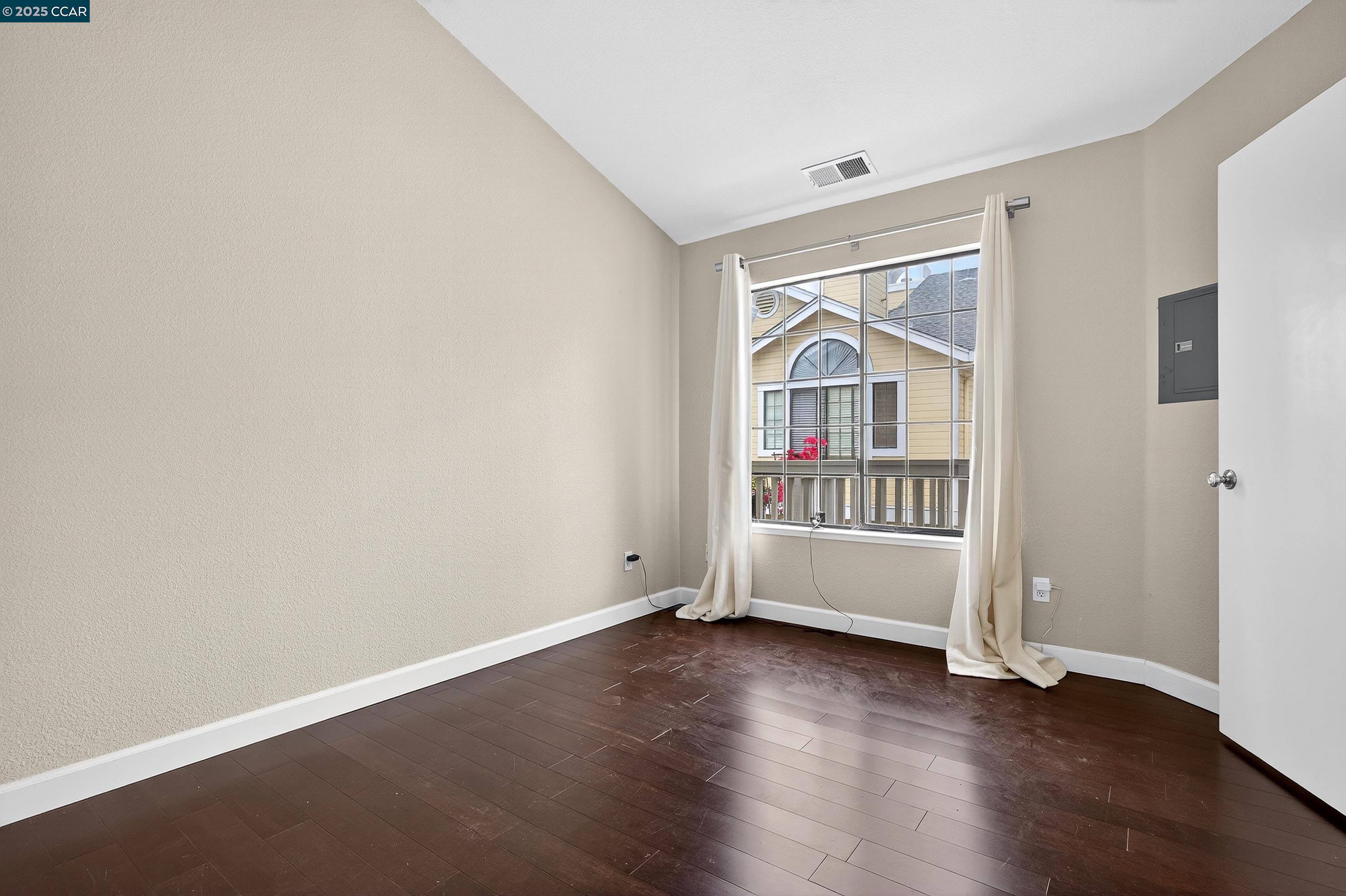 Detail Gallery Image 31 of 46 For 1202 Devonwood, Hercules,  CA 94547 - 2 Beds | 2 Baths