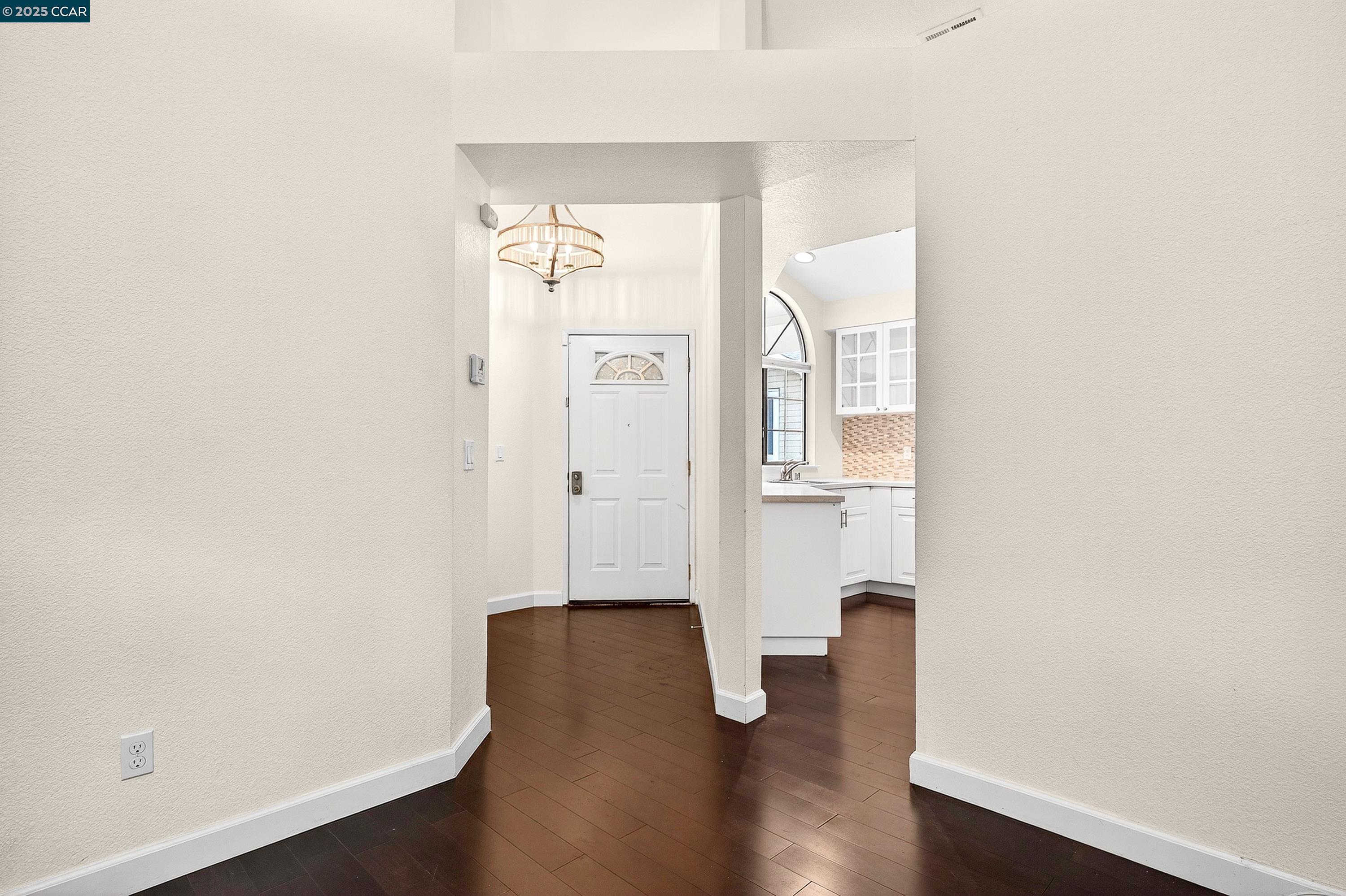 Detail Gallery Image 5 of 46 For 1202 Devonwood, Hercules,  CA 94547 - 2 Beds | 2 Baths