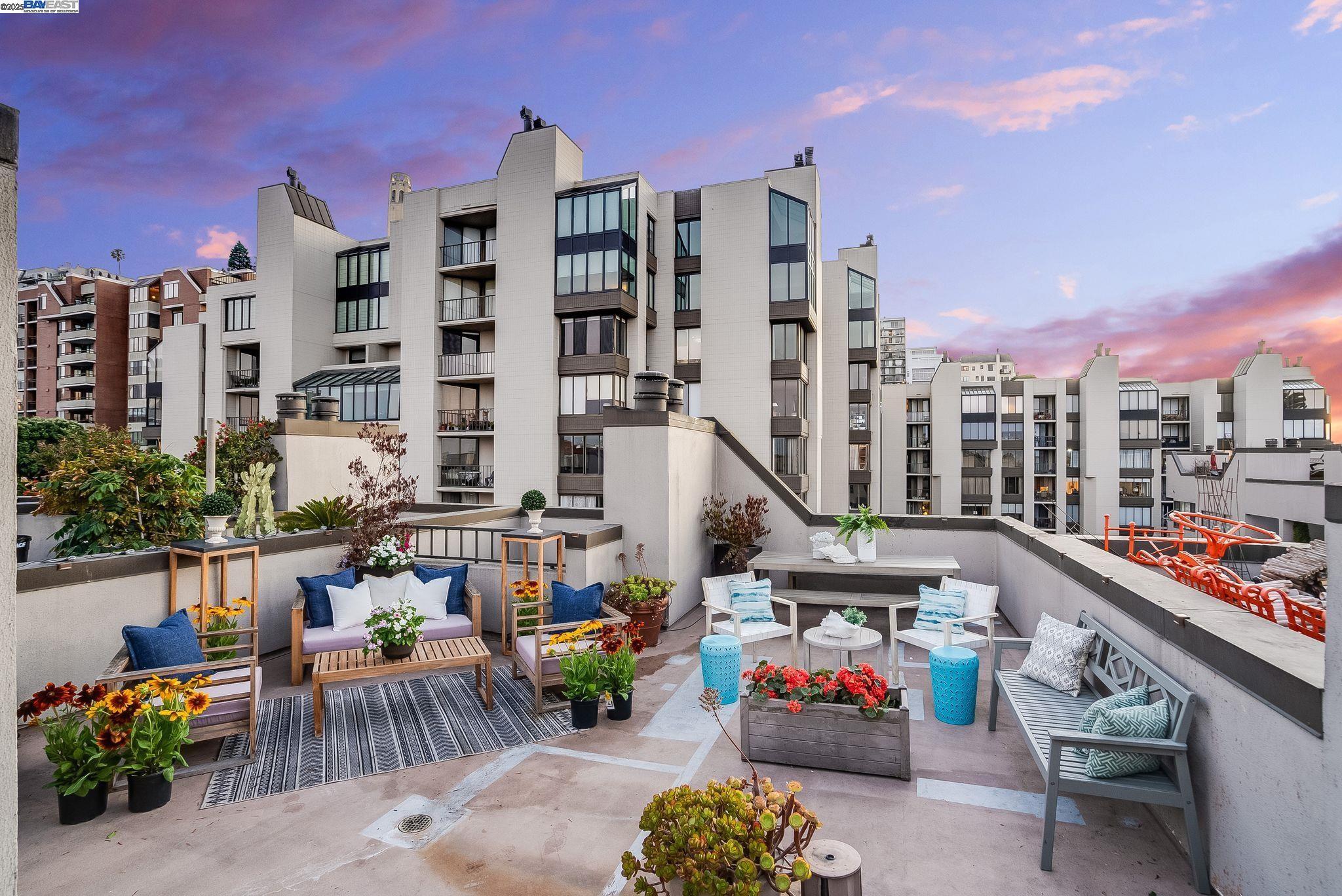 Front Image Thumbnail for BE41112406