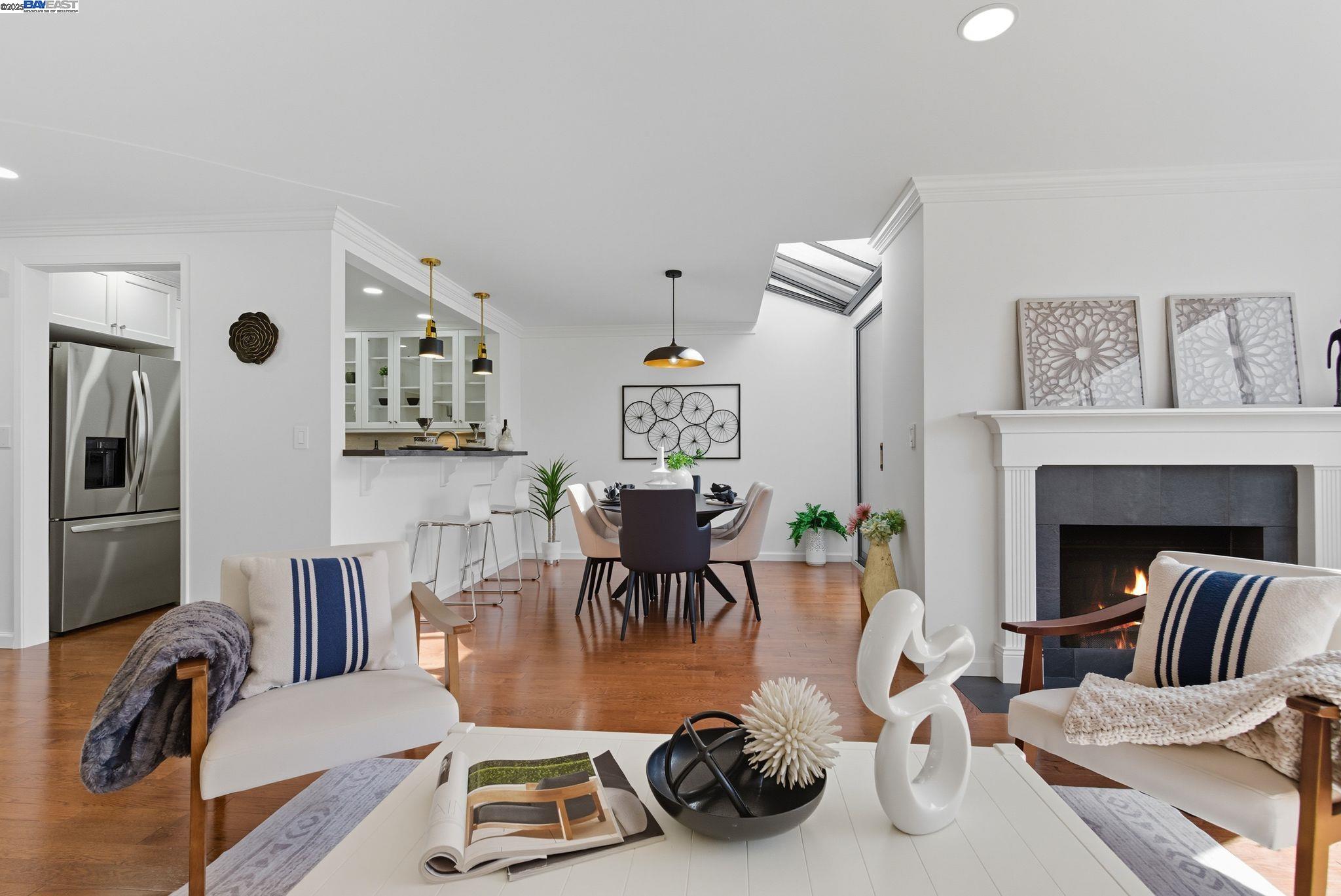 Detail Gallery Image 10 of 57 For 156 Lombard St #28,  San Francisco,  CA 94111 - 2 Beds | 2/1 Baths