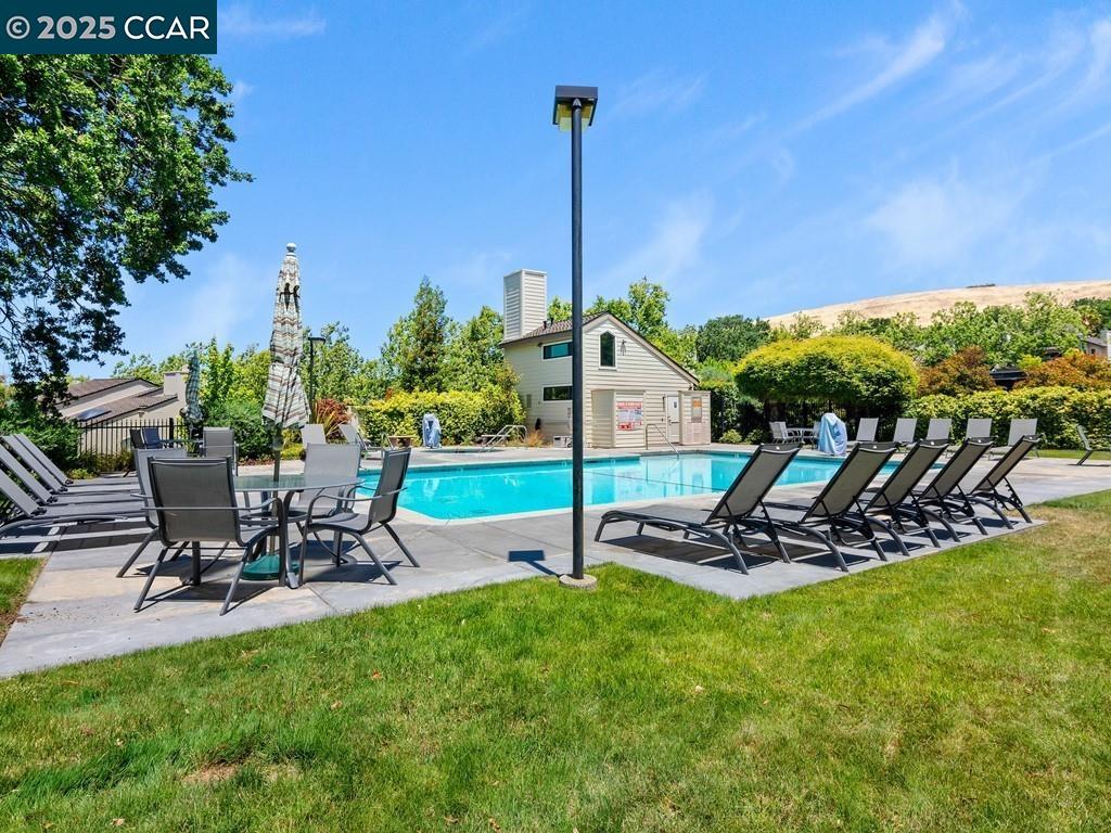 Photo #32: 41112408 Listing: Photo #32