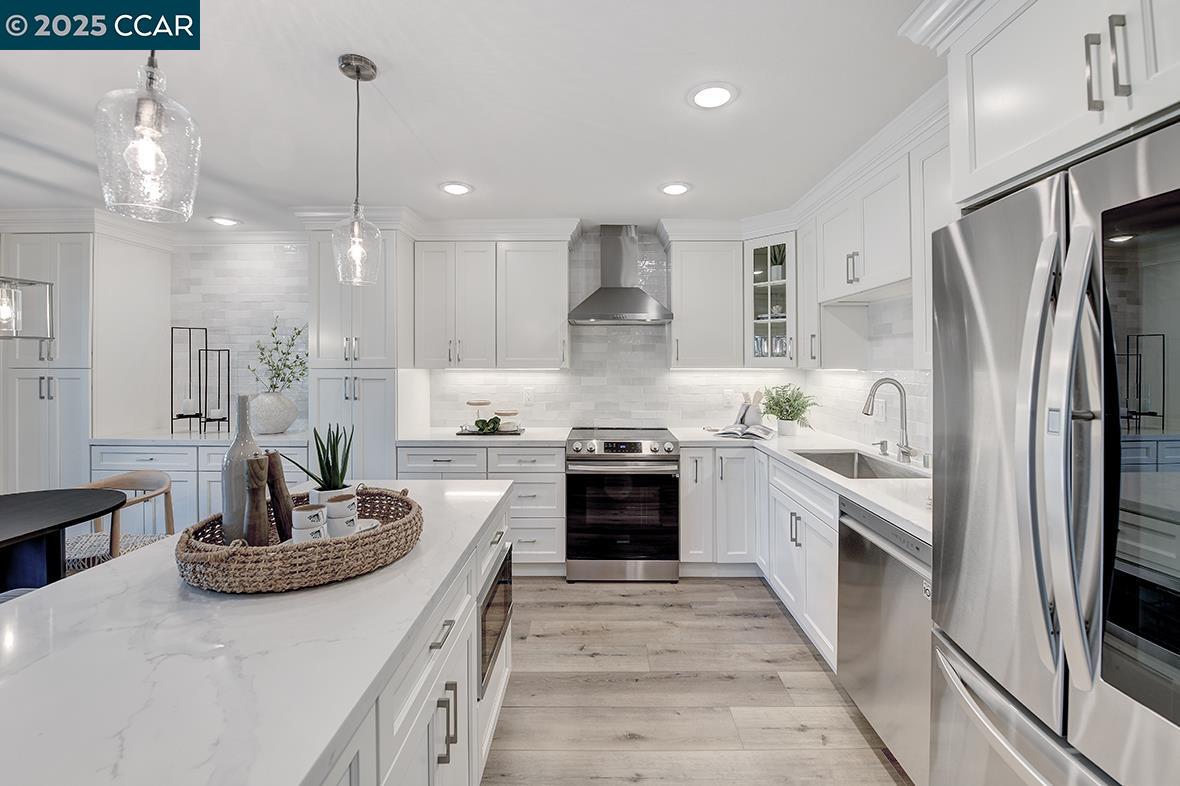 Photo #14: 41112411 Listing: Photo #14