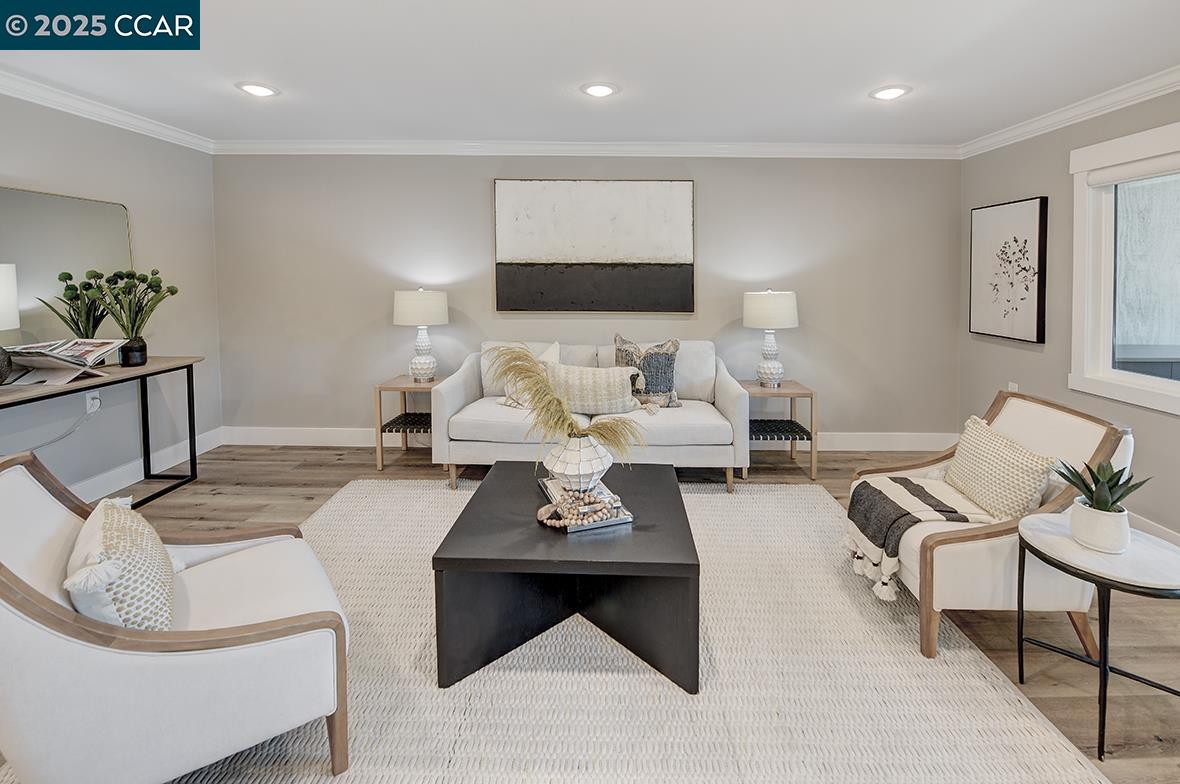 Photo #8: 41112411 Listing: Photo #8