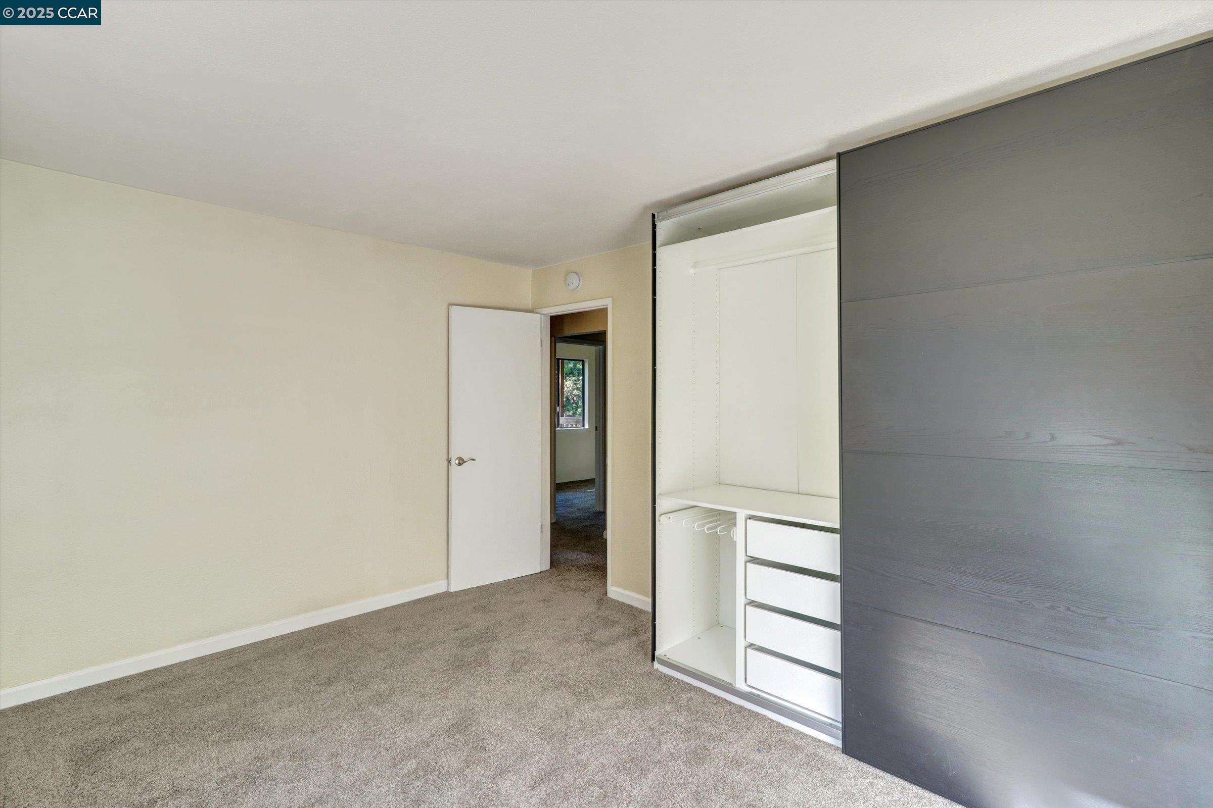 Detail Gallery Image 11 of 18 For 25 Saint Julie, Pleasant Hill,  CA 94523 - 3 Beds | 2/1 Baths