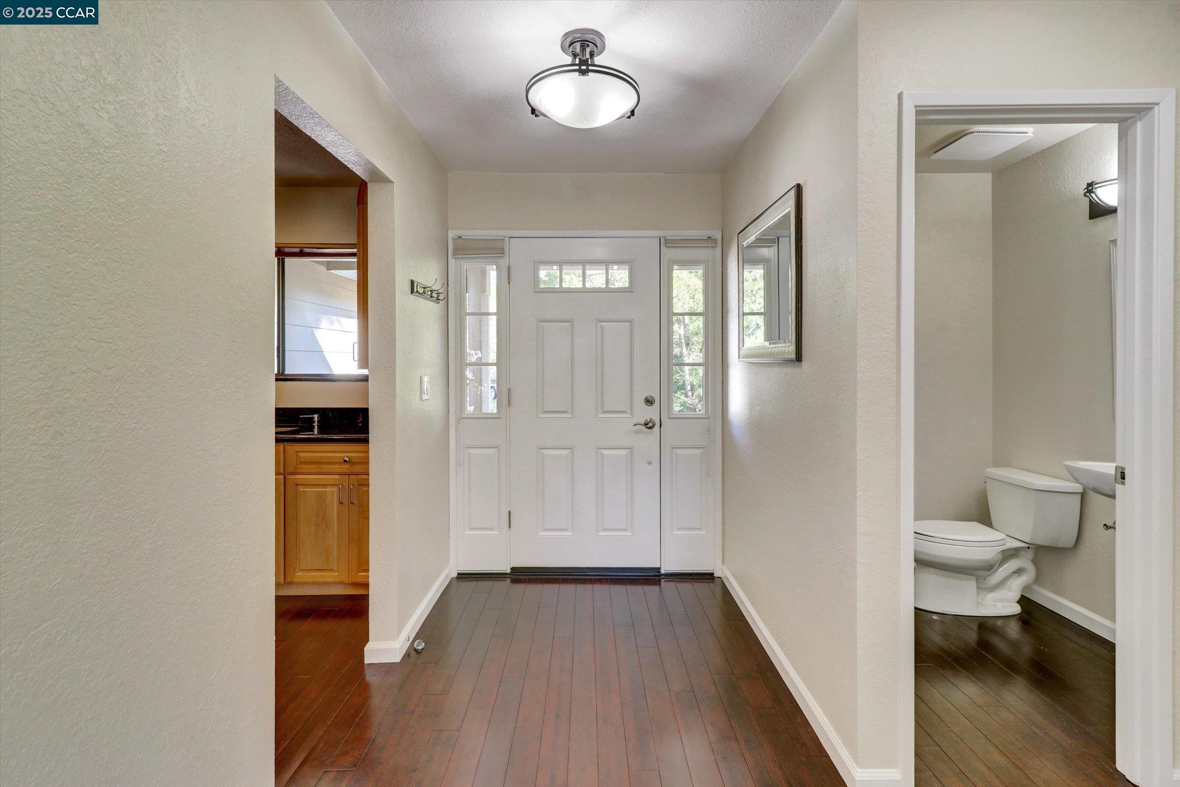 Detail Gallery Image 3 of 18 For 25 Saint Julie, Pleasant Hill,  CA 94523 - 3 Beds | 2/1 Baths