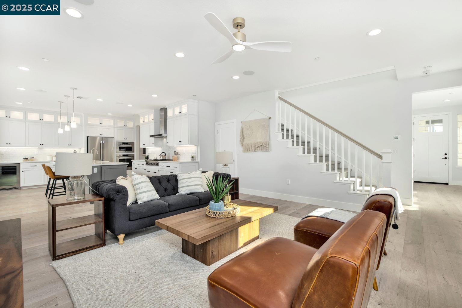 Detail Gallery Image 17 of 53 For 105 Laurel Oak Drive, Pleasant Hill,  CA 94523 - 4 Beds | 3/1 Baths