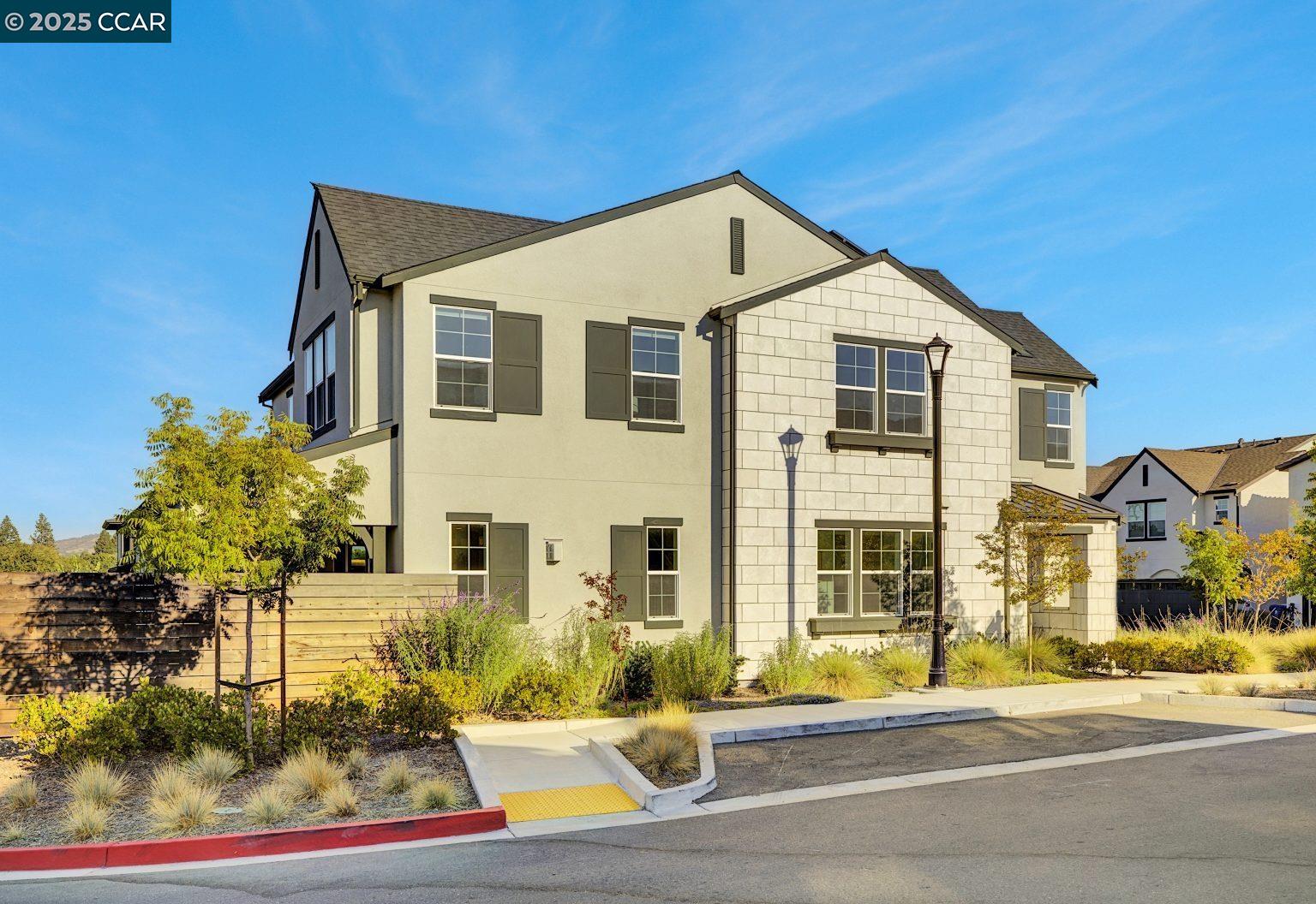 Detail Gallery Image 42 of 53 For 105 Laurel Oak Drive, Pleasant Hill,  CA 94523 - 4 Beds | 3/1 Baths