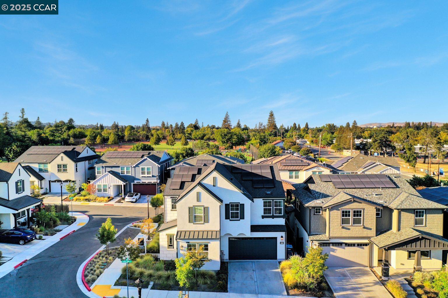 Detail Gallery Image 44 of 53 For 105 Laurel Oak Drive, Pleasant Hill,  CA 94523 - 4 Beds | 3/1 Baths