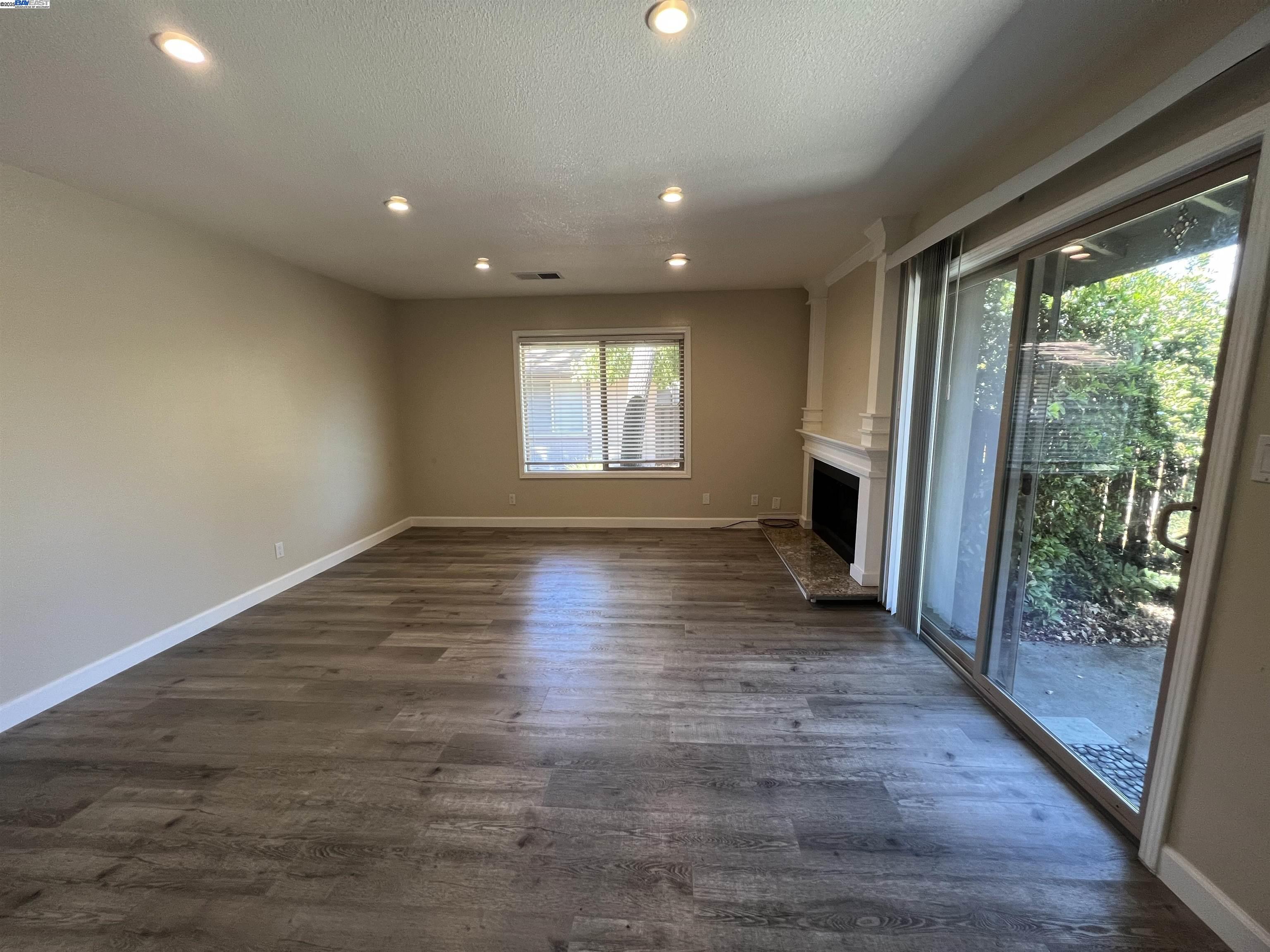Photo #3: 41112433 Listing 